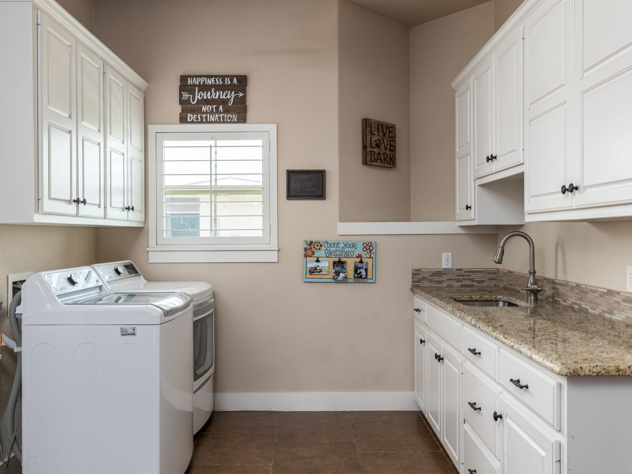 2650 COUNTY ROAD 450, Thrall, TX 76578