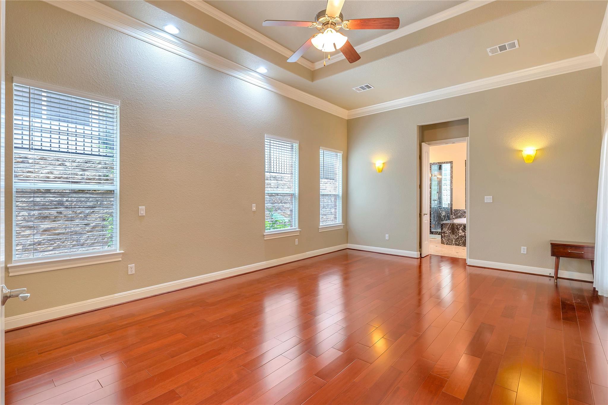222 Vailco Ln, Austin, TX 78738