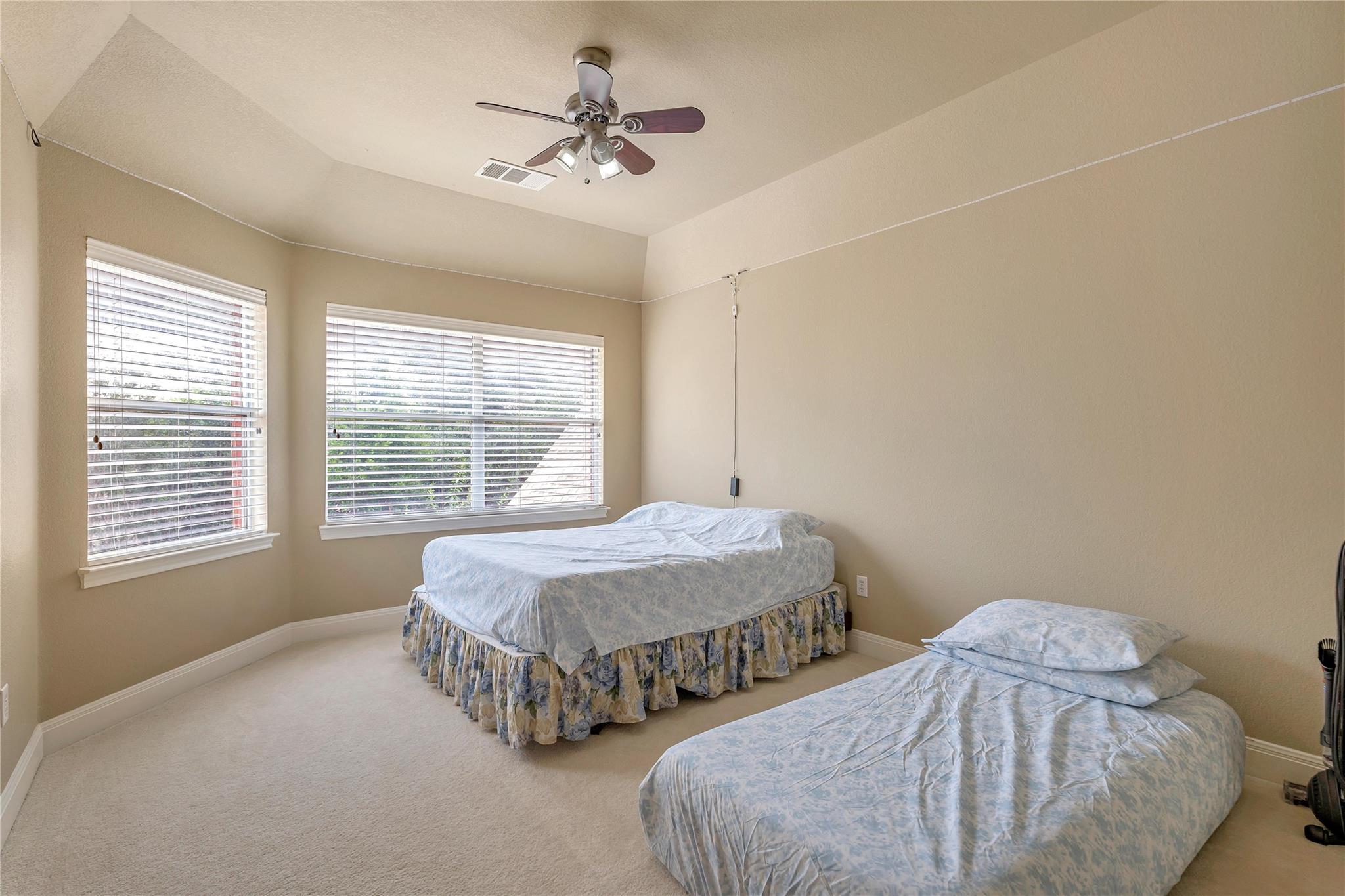 222 Vailco Ln, Austin, TX 78738