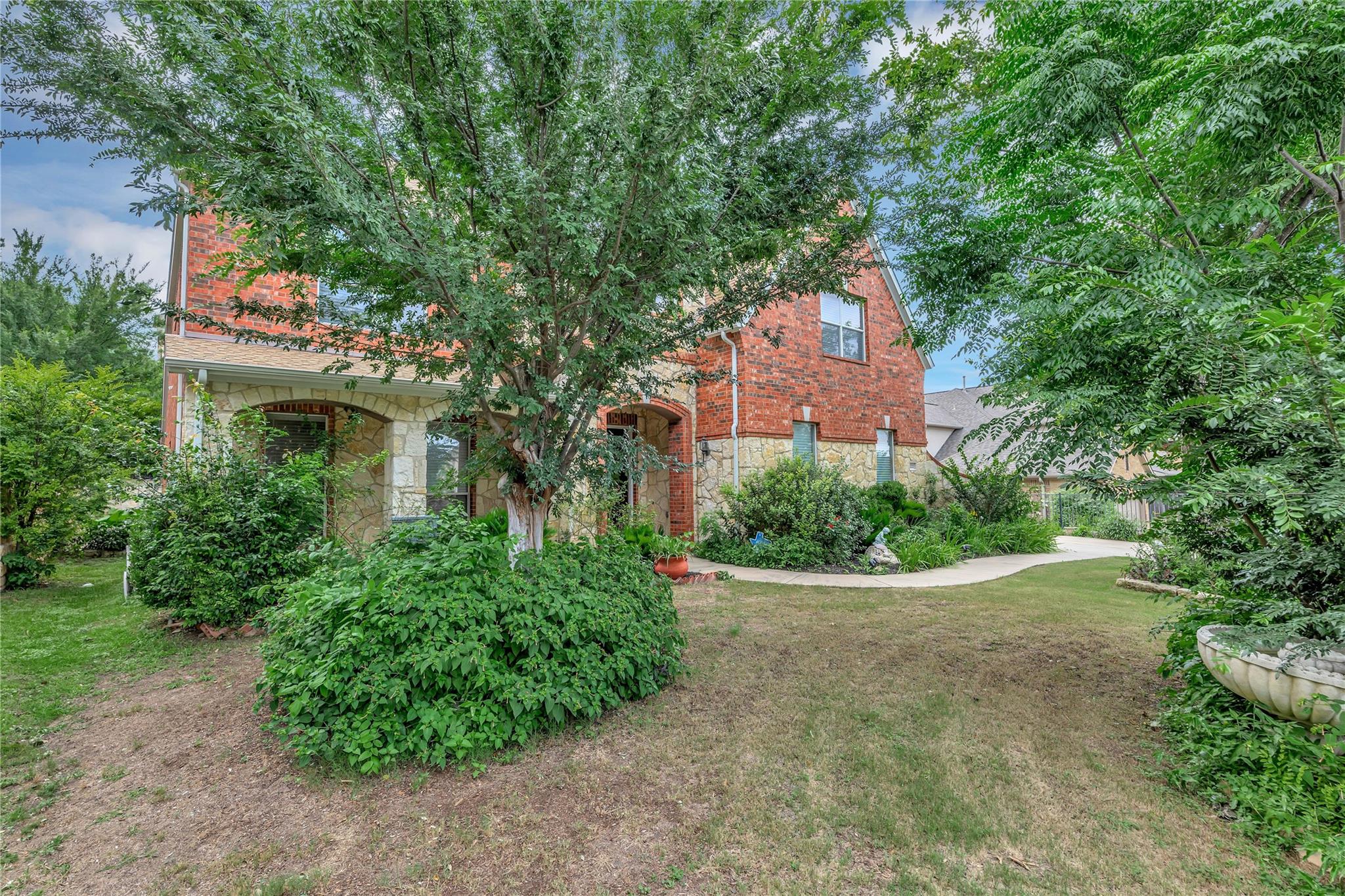 222 Vailco Ln, Austin, TX 78738