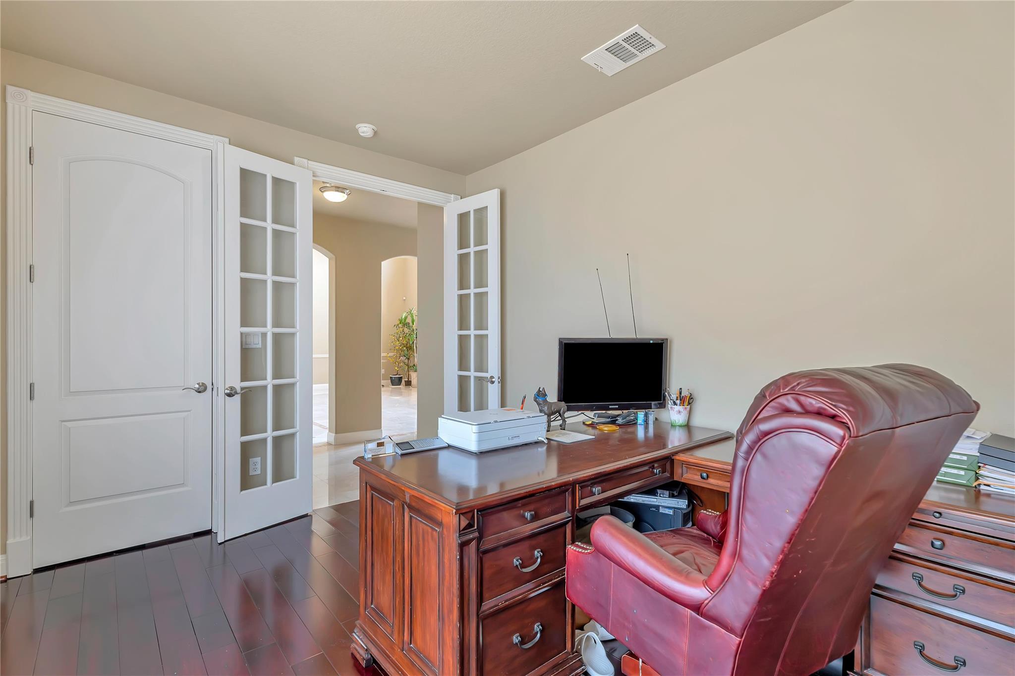 222 Vailco Ln, Austin, TX 78738