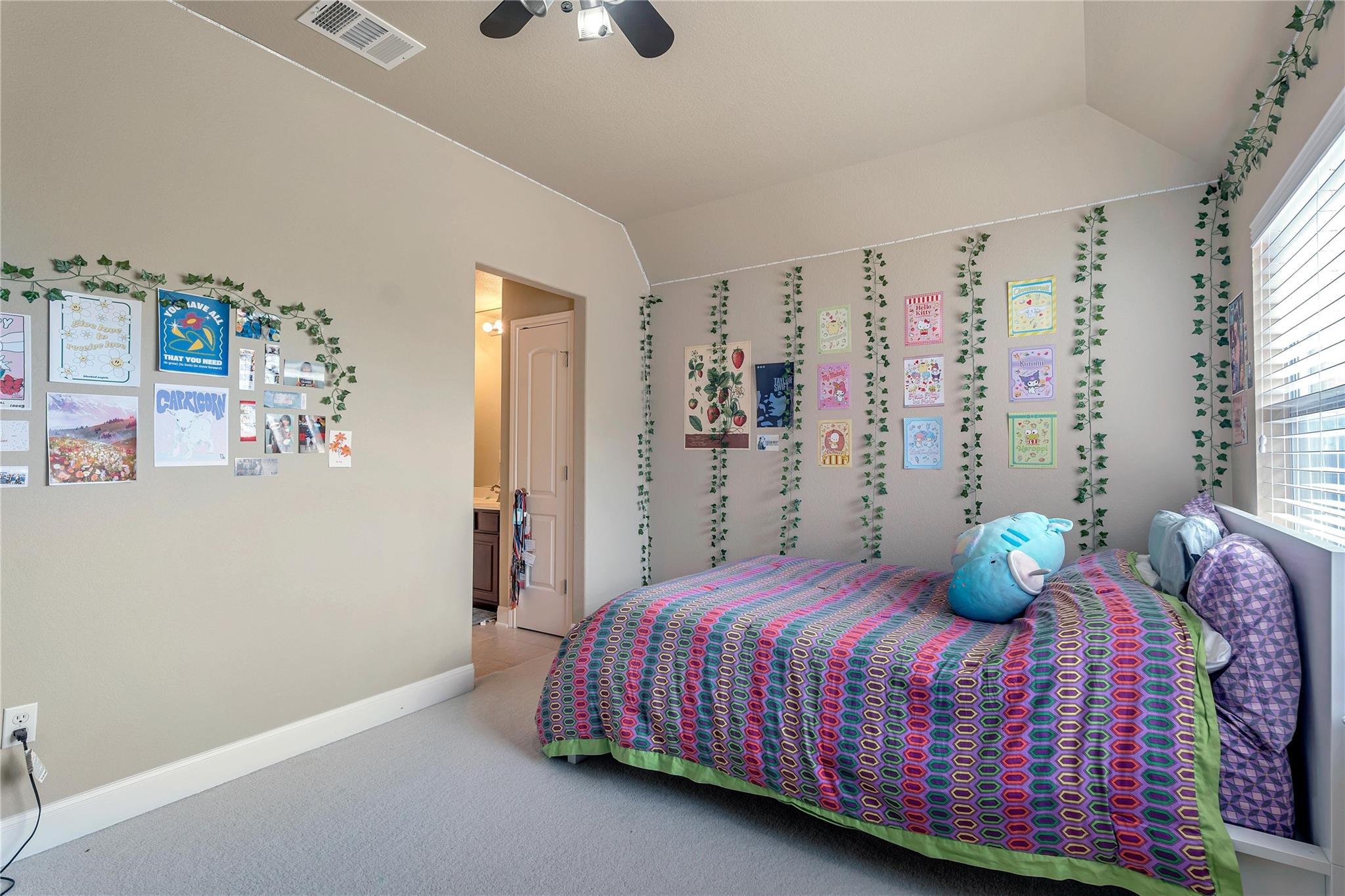 222 Vailco Ln, Austin, TX 78738