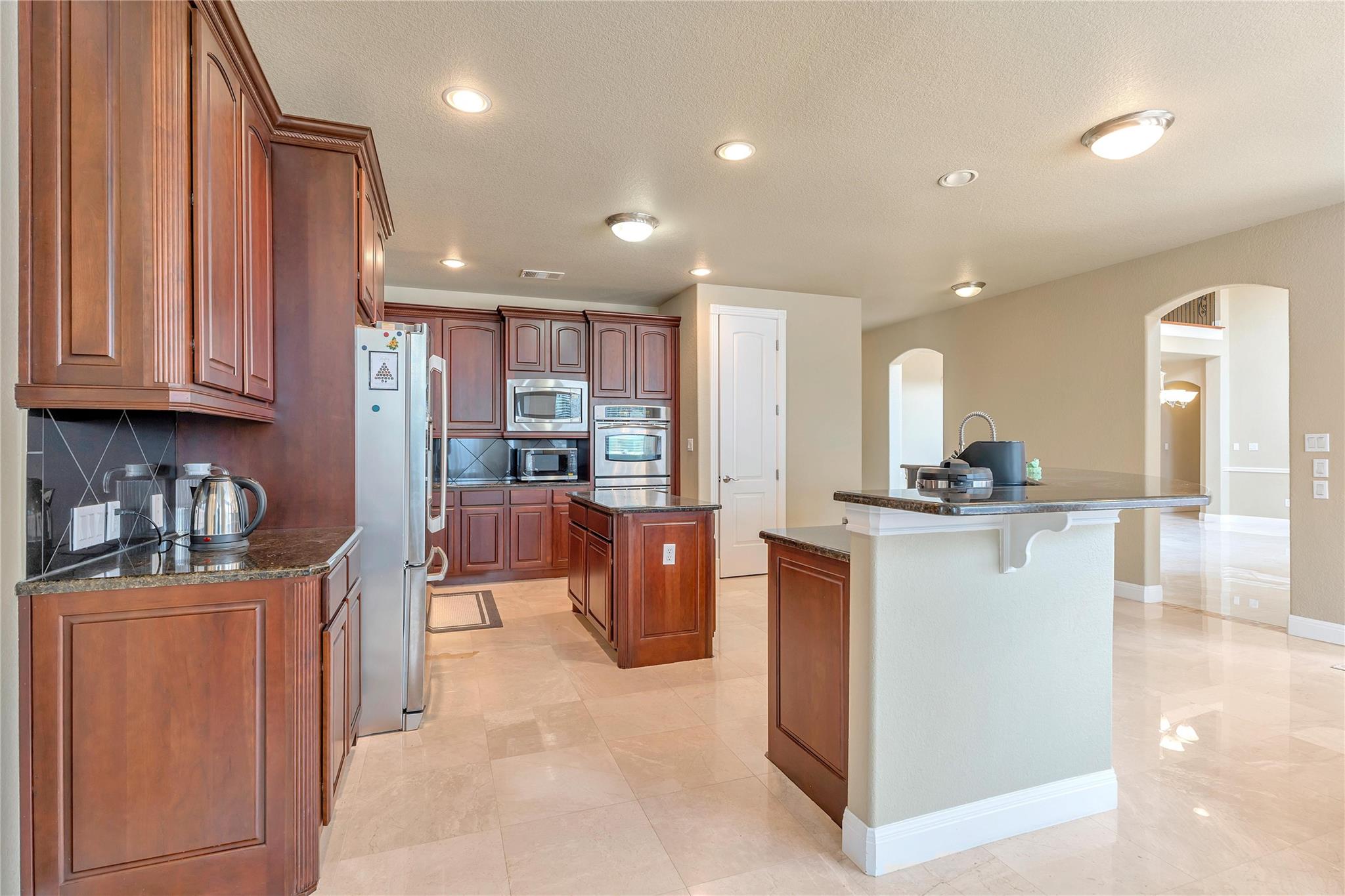222 Vailco Ln, Austin, TX 78738