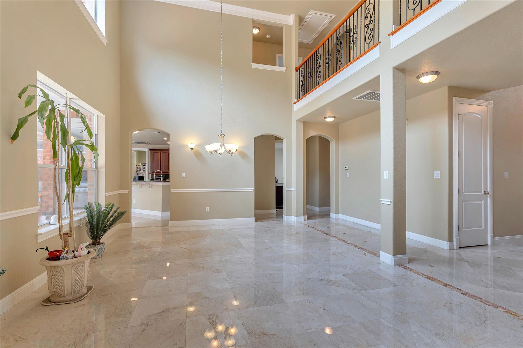 222 Vailco Ln, Austin, TX 78738