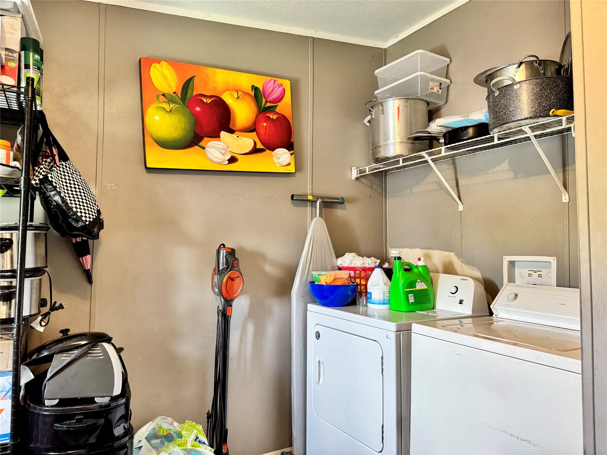 179 Sierra Rosa Dr, Cedar Creek, TX 78612