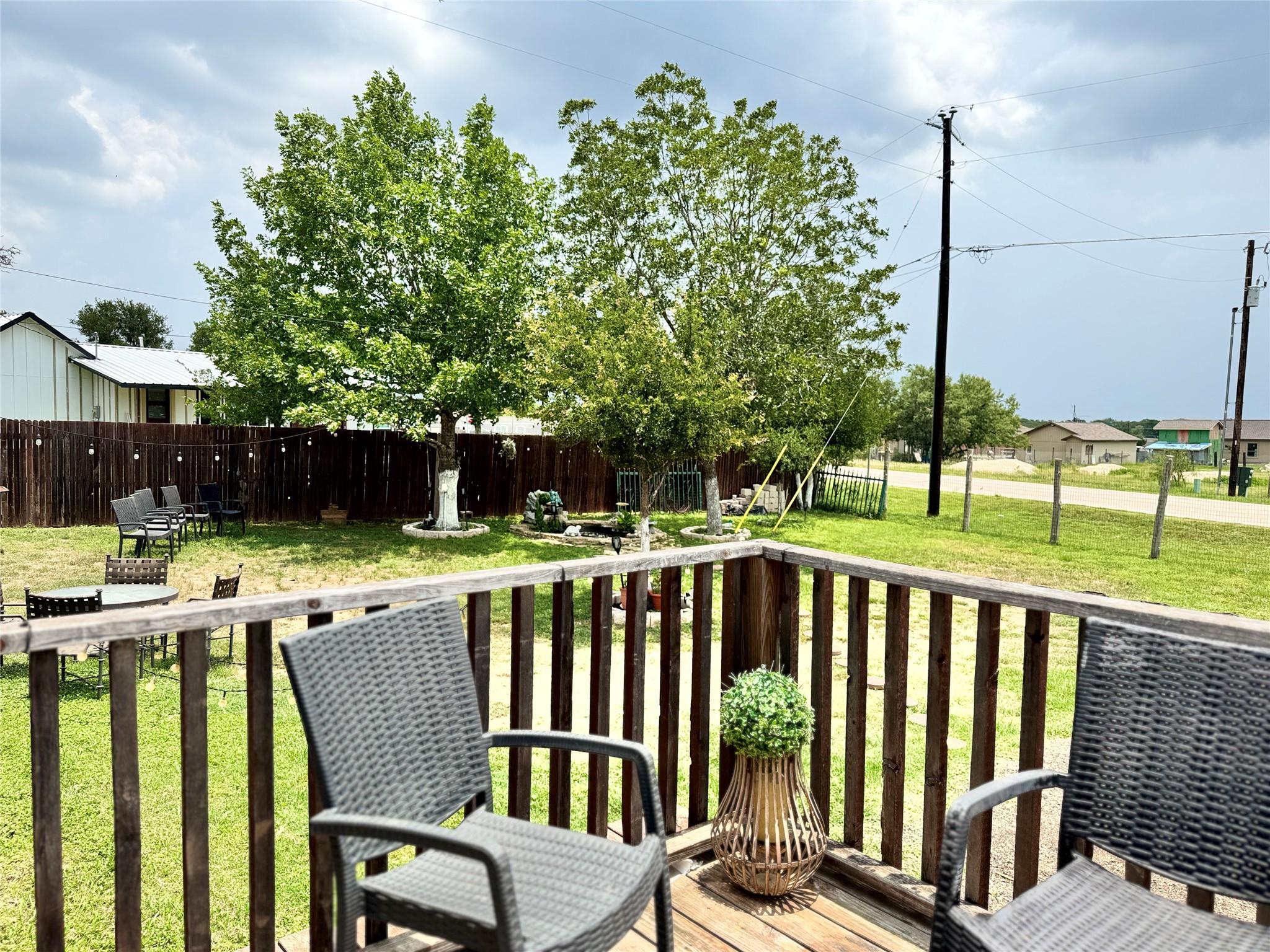 179 Sierra Rosa Dr, Cedar Creek, TX 78612