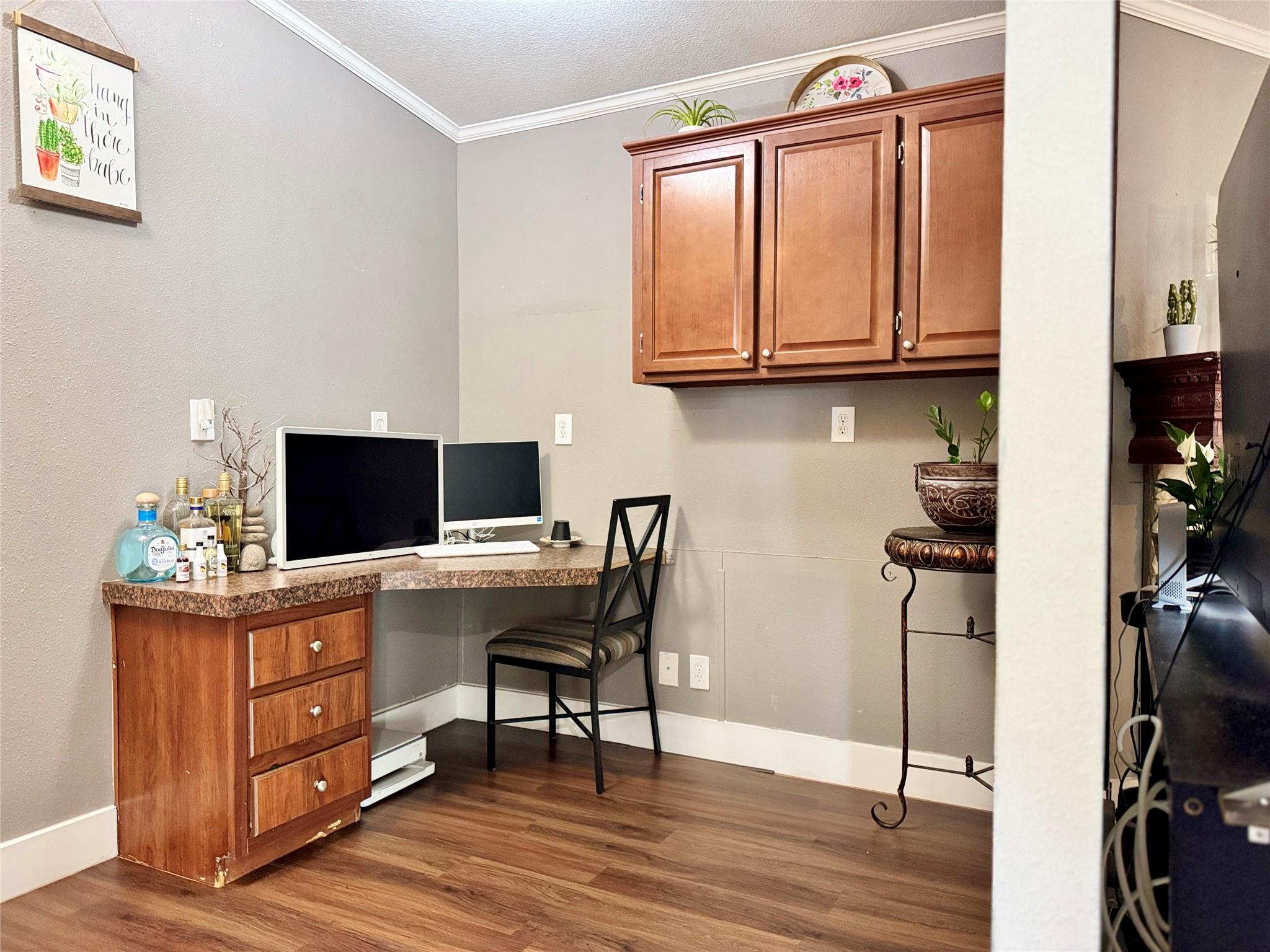 179 Sierra Rosa Dr, Cedar Creek, TX 78612