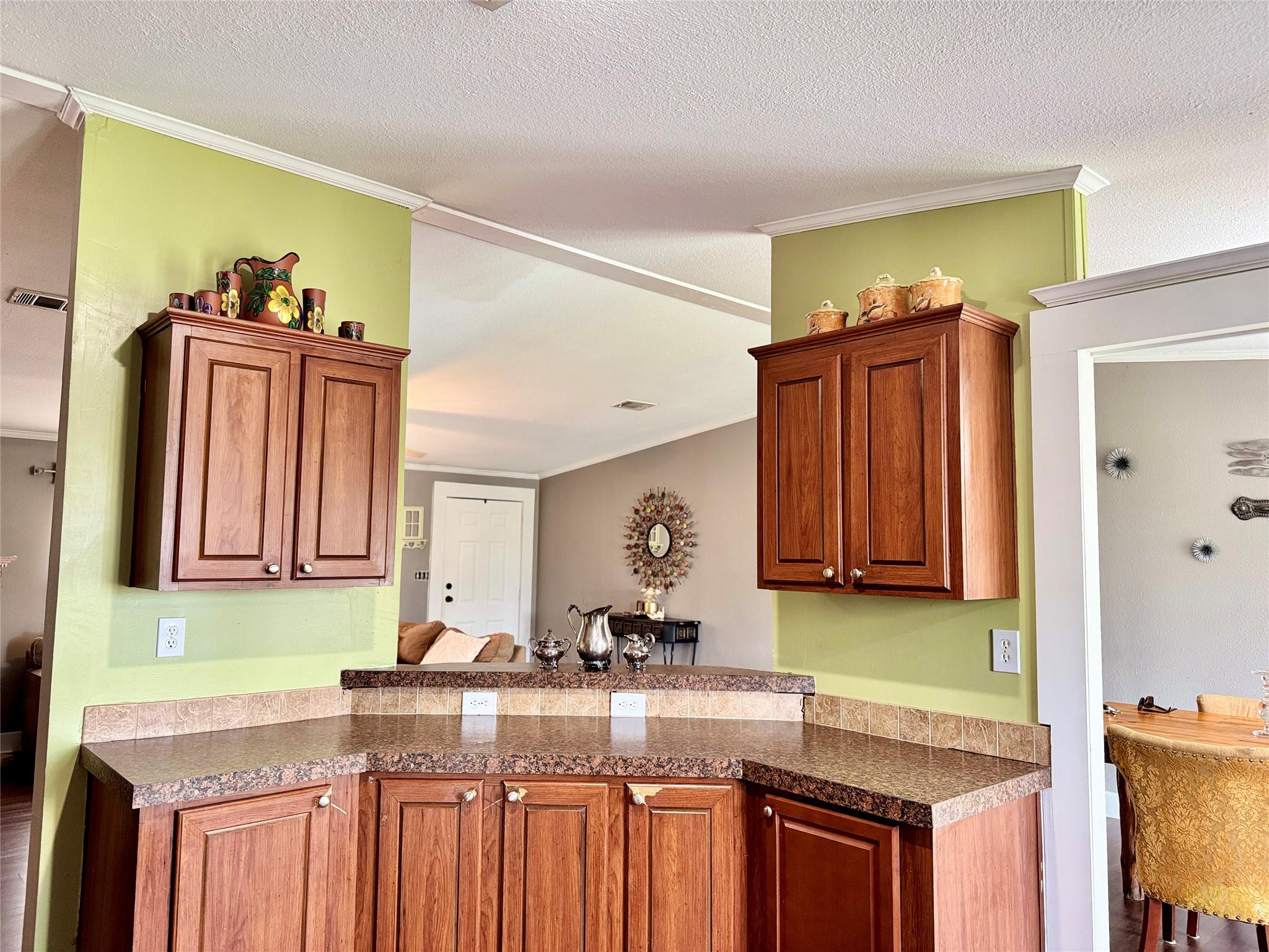 179 Sierra Rosa Dr, Cedar Creek, TX 78612