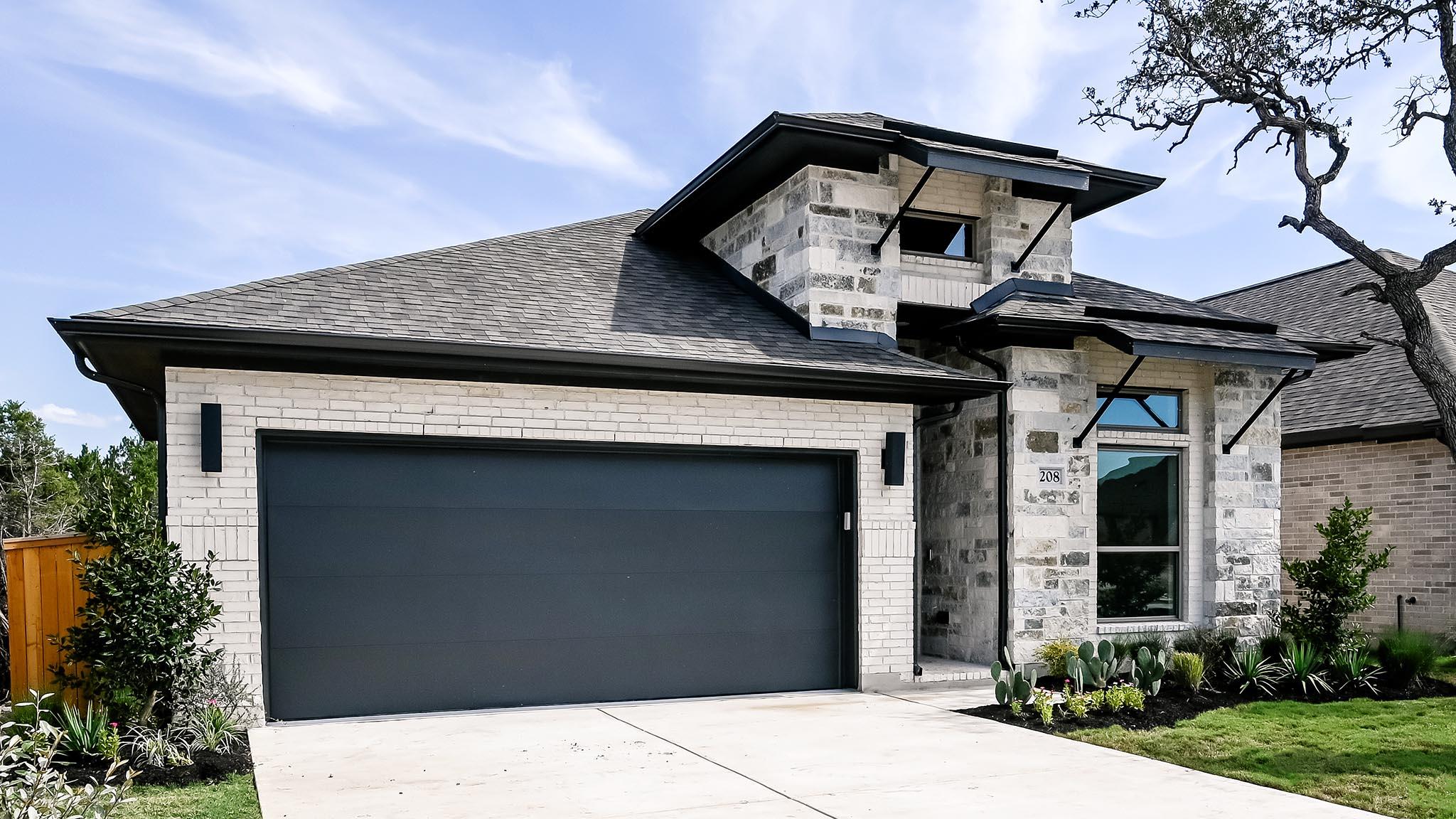 208 High Rock Pass, Kyle, TX 78640