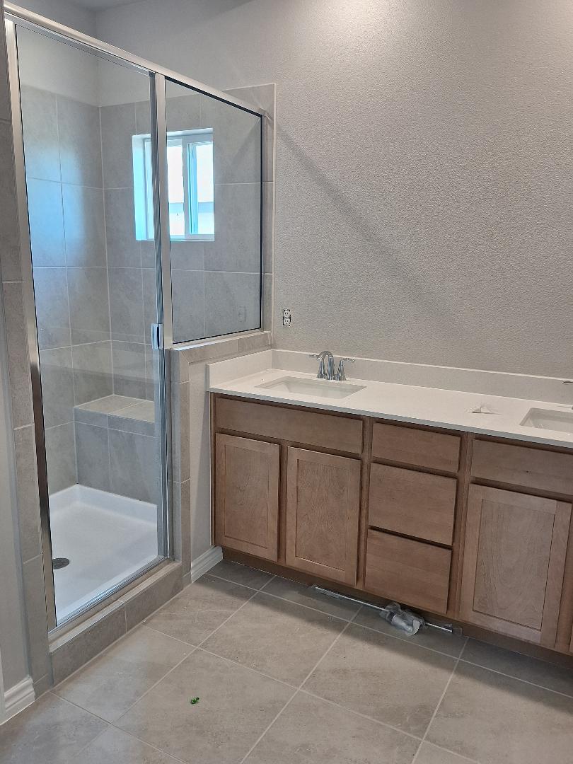 504 S Story Sts, Florence, TX 76527