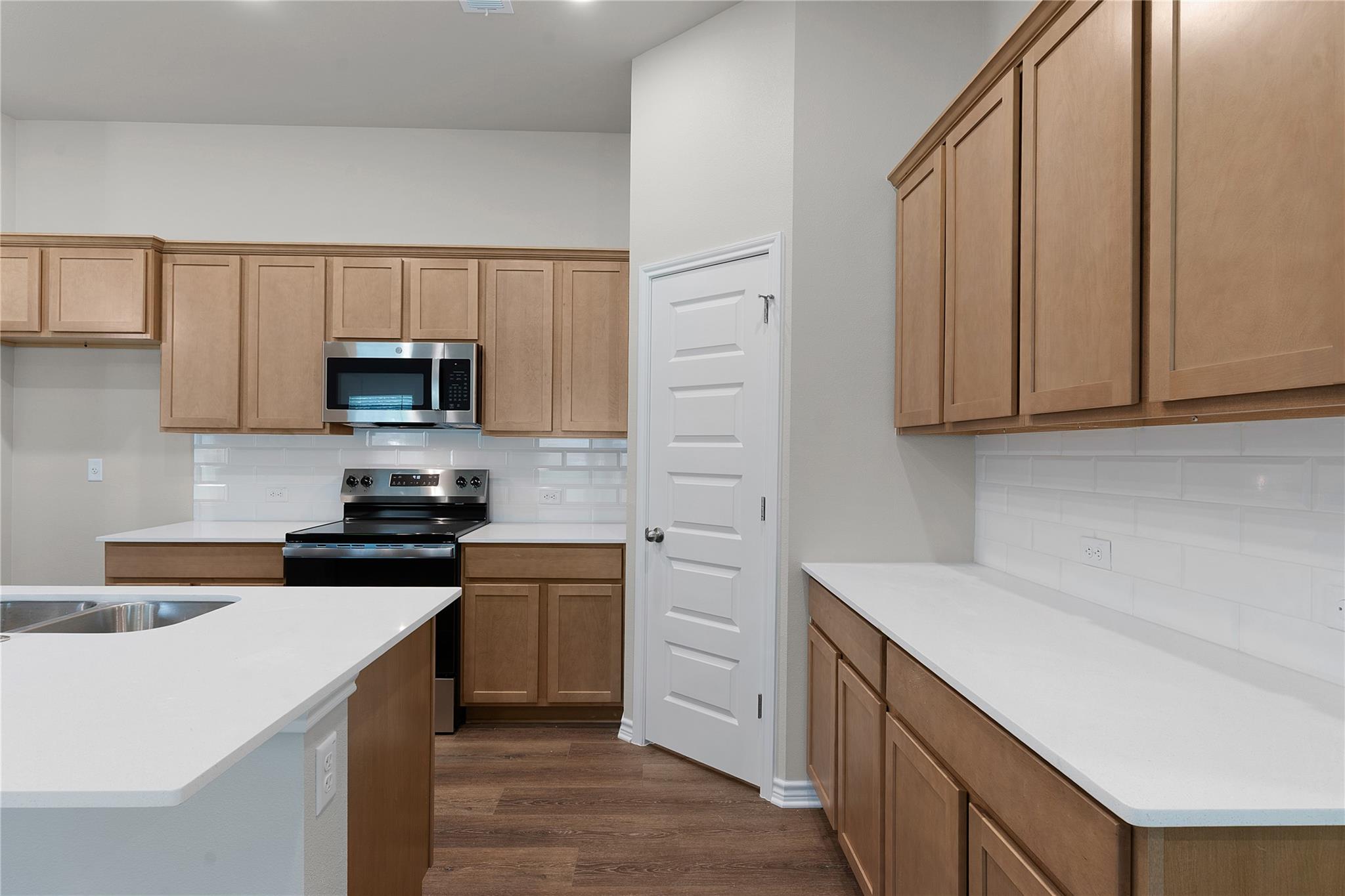 504 S Story Sts, Florence, TX 76527