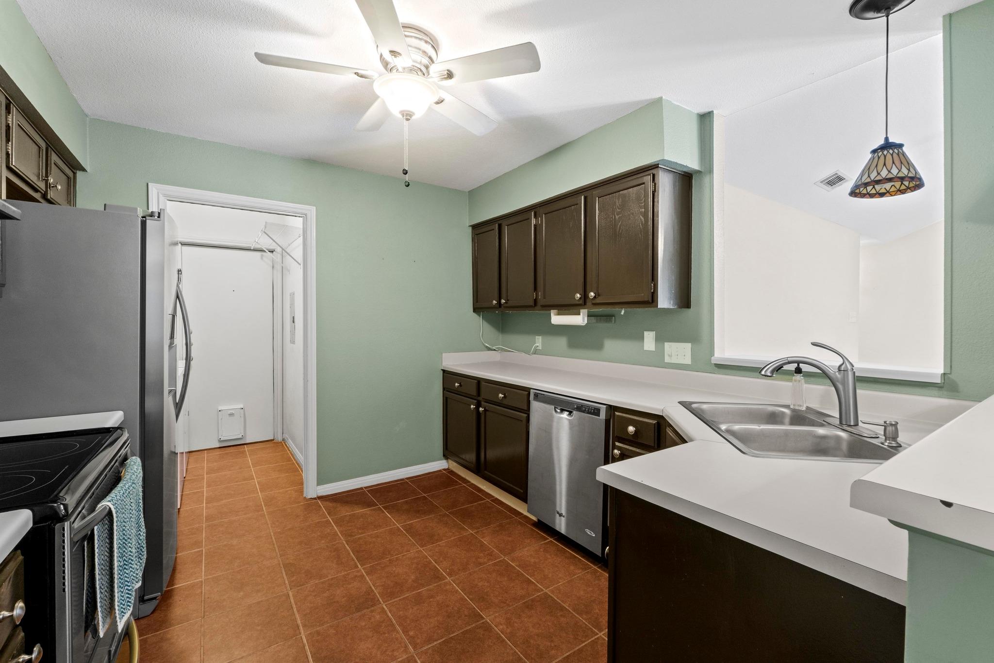 13402 Briar Hollow Dr, Austin, TX 78729