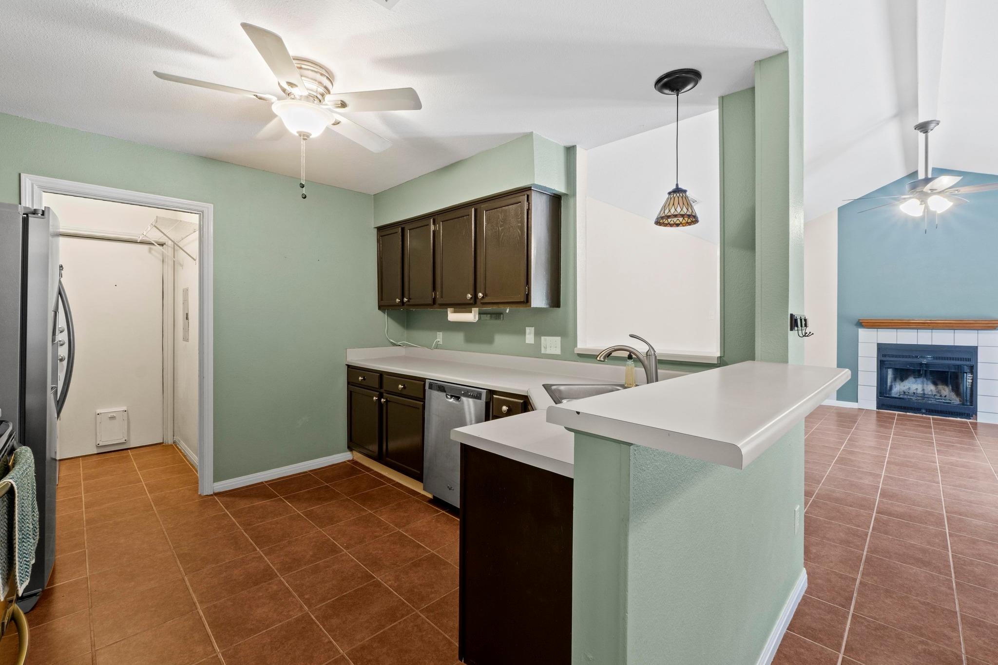 13402 Briar Hollow Dr, Austin, TX 78729