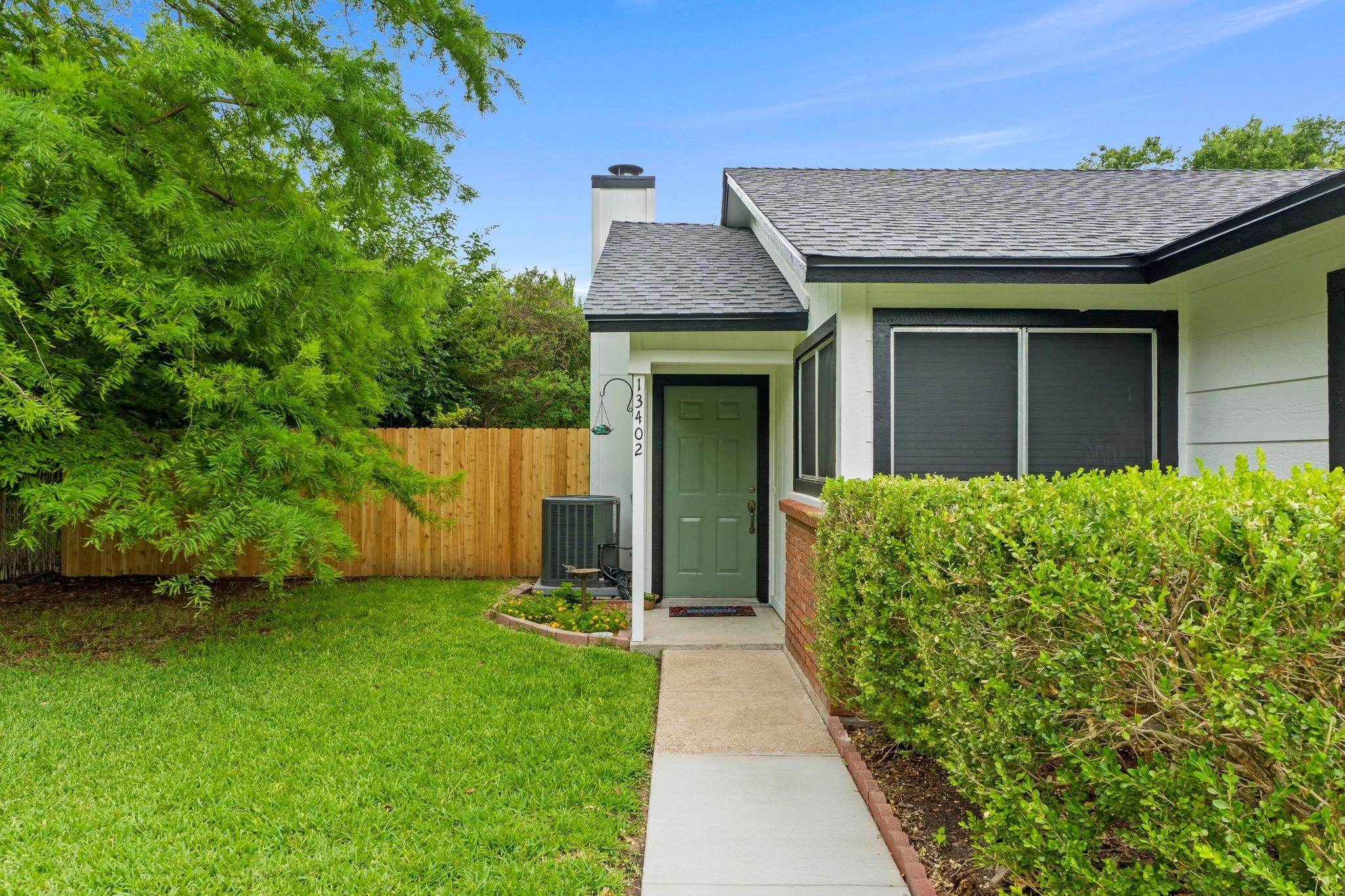 13402 Briar Hollow Dr, Austin, TX 78729