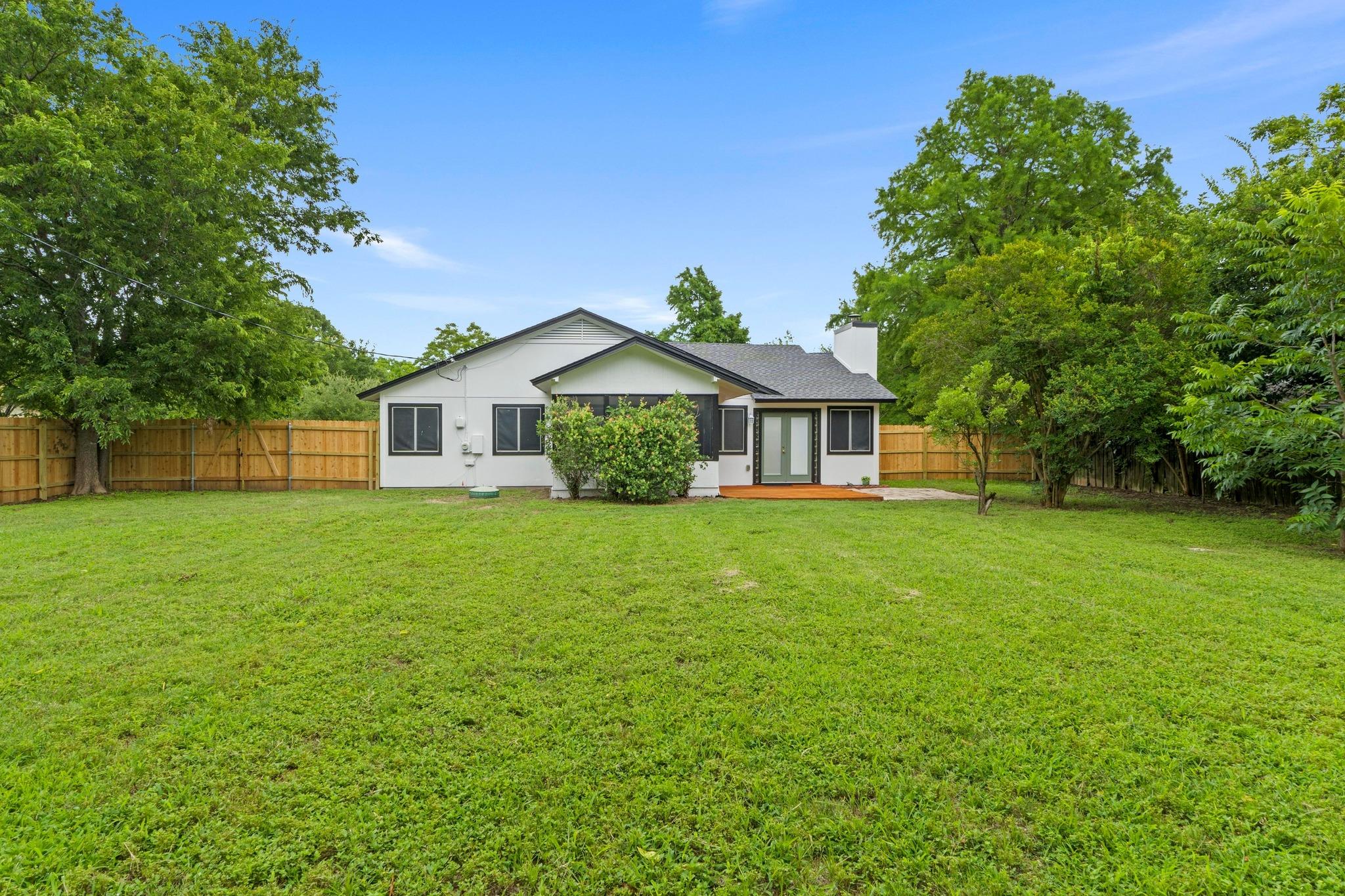 13402 Briar Hollow Dr, Austin, TX 78729