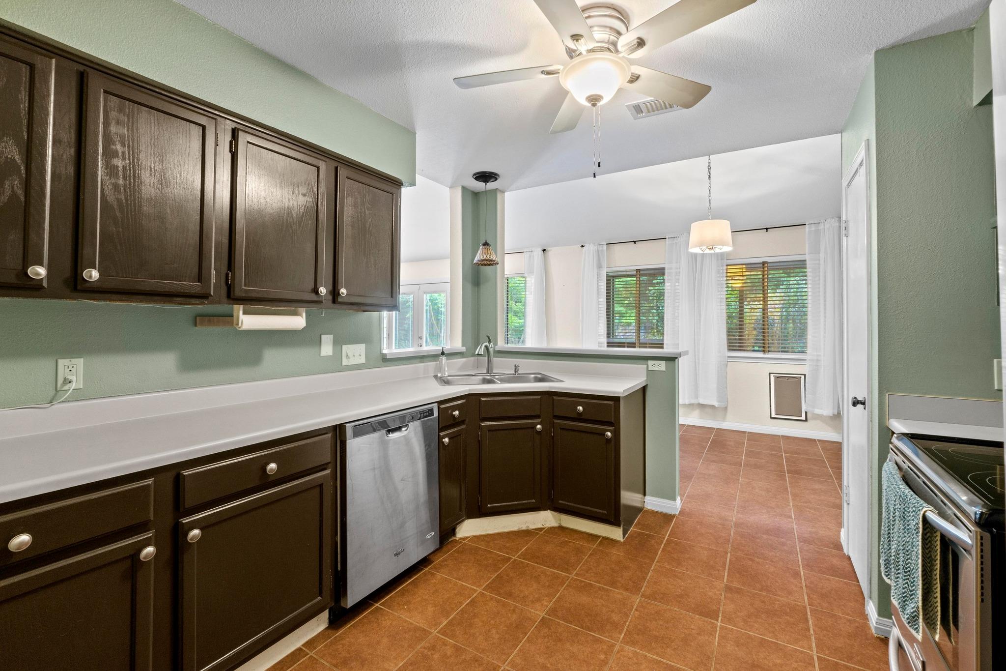 13402 Briar Hollow Dr, Austin, TX 78729