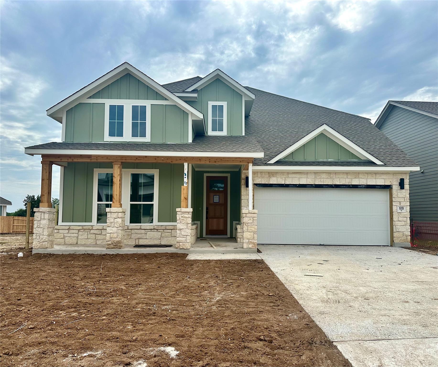 619 Sage Thrasher Cir, Dripping Springs, TX 78620