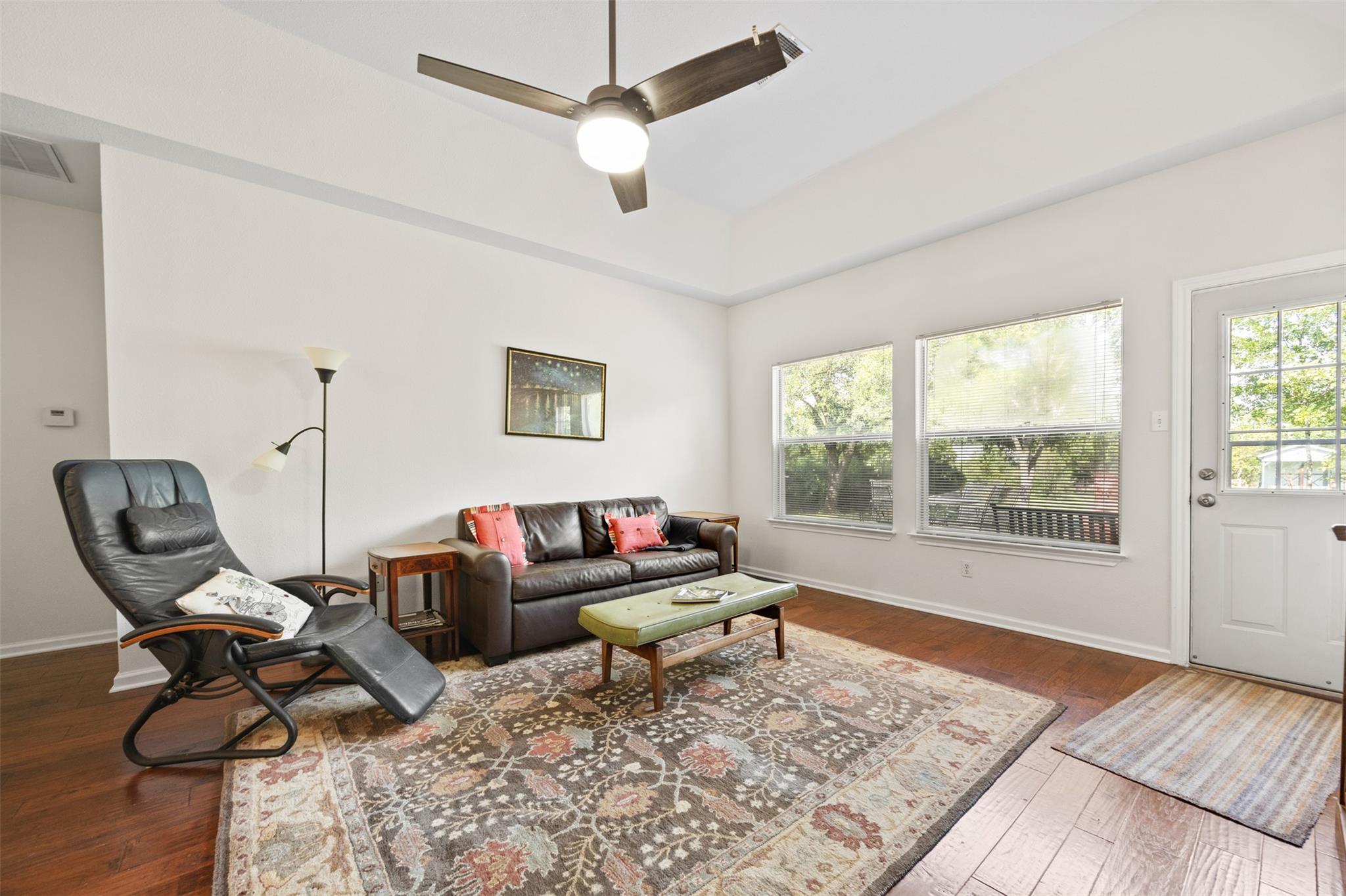 803 N Myrtle St, Georgetown, TX 78626