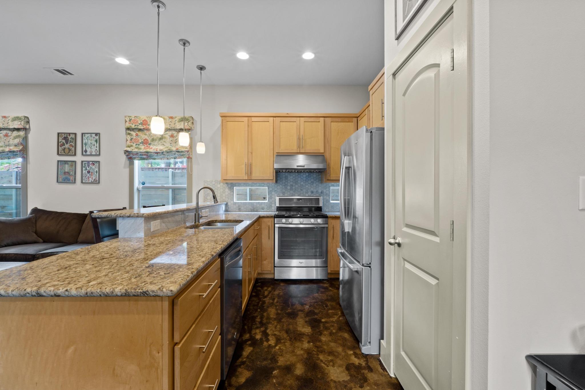 1907 E 20th St, Austin, TX 78722