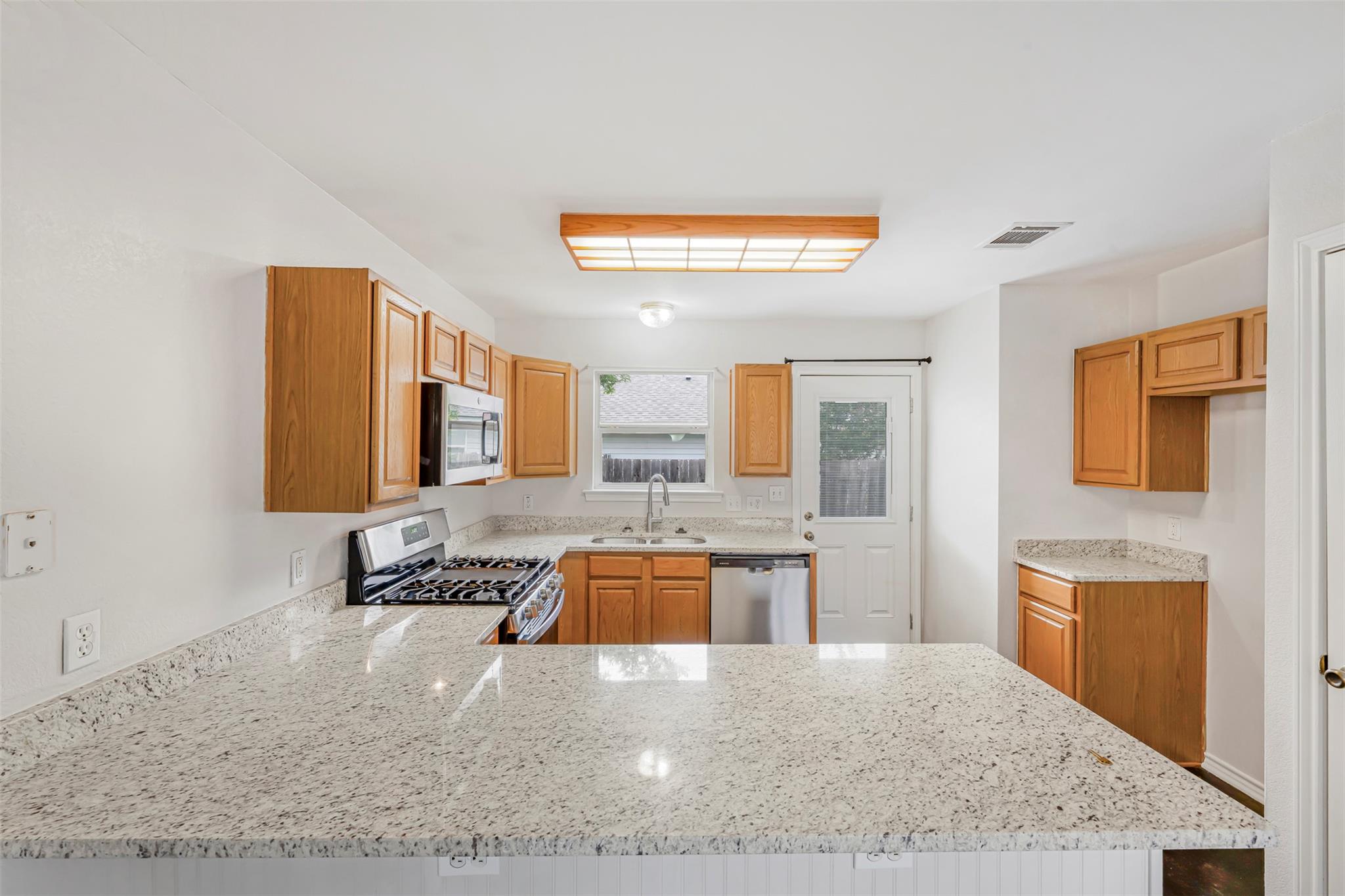 613 Broken Bow Dr, Round Rock, TX 78681