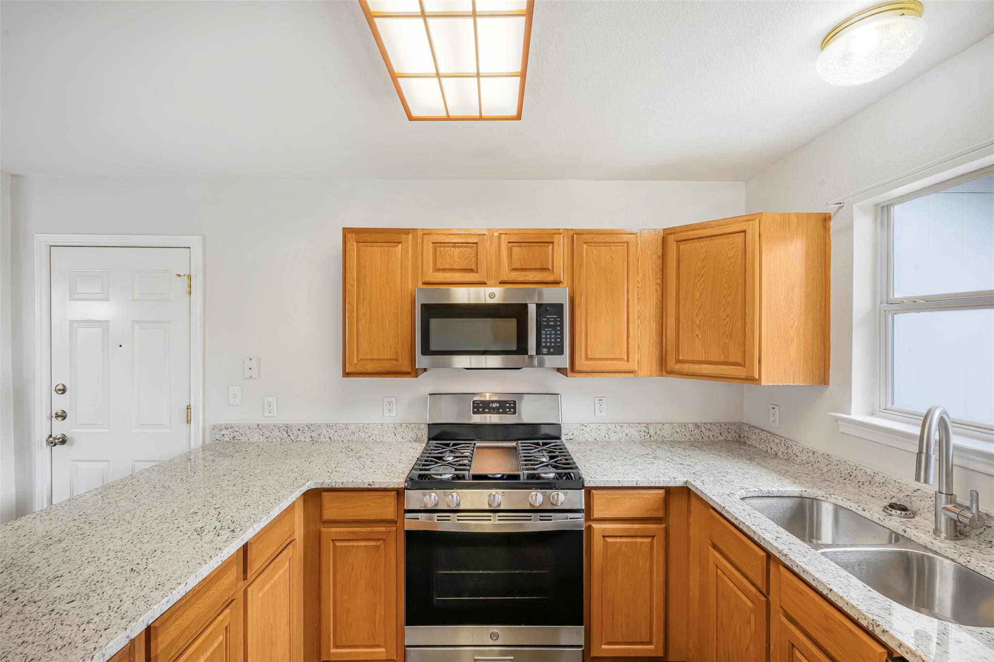 613 Broken Bow Dr, Round Rock, TX 78681