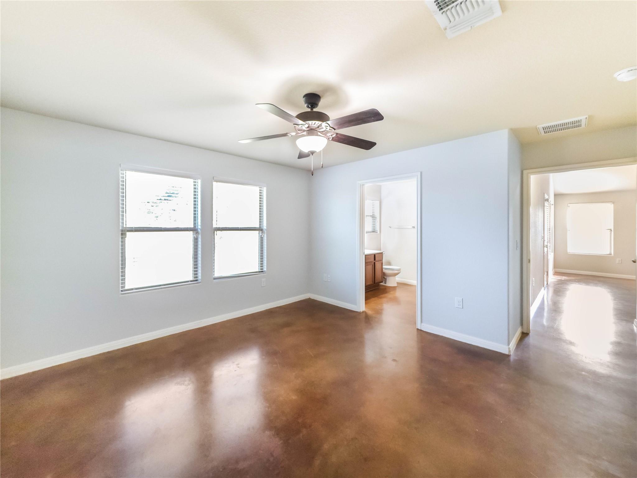 120 Lost Oaks Ct, Liberty Hill, TX 78642