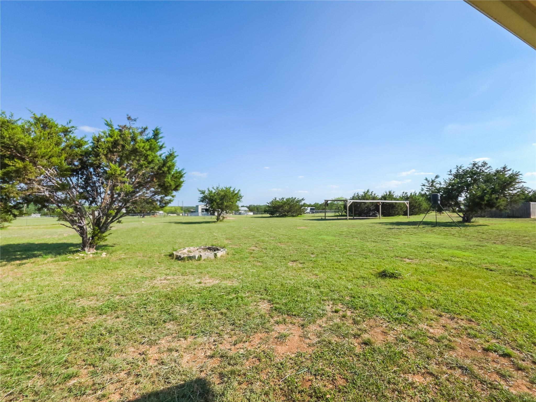 120 Lost Oaks Ct, Liberty Hill, TX 78642