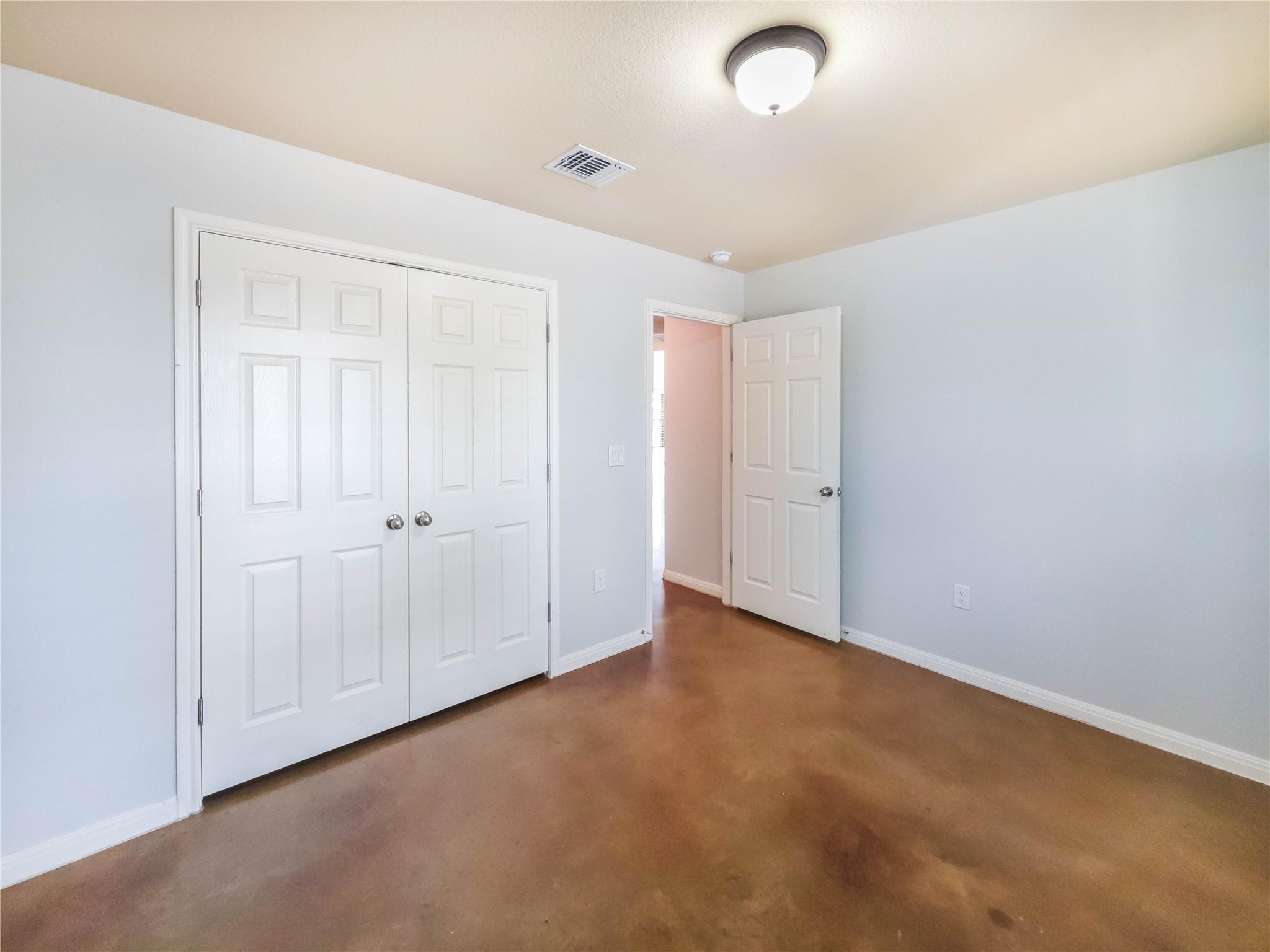 120 Lost Oaks Ct, Liberty Hill, TX 78642