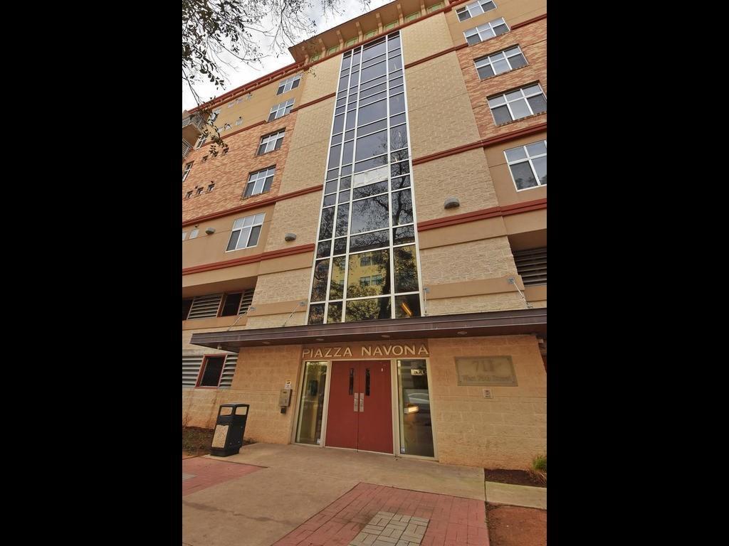 711 W 26th St # 504, Austin, TX 78705