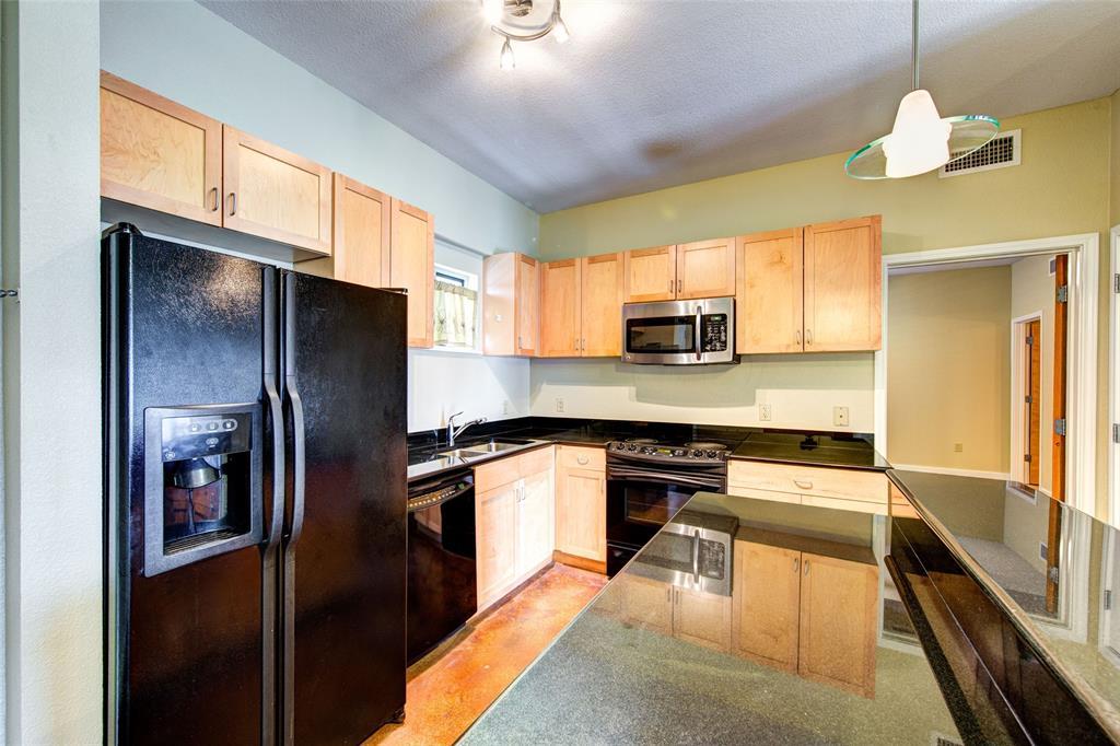 711 W 26th St # 504, Austin, TX 78705
