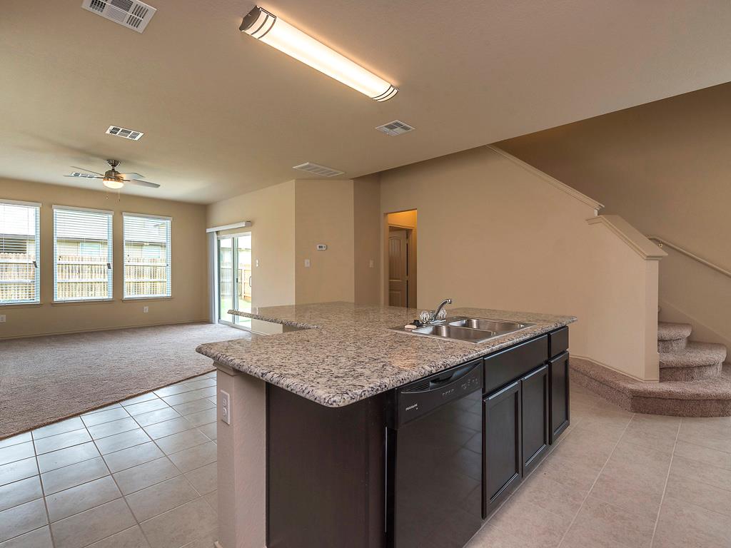 113 Tallow Trl, San Marcos, TX 78666