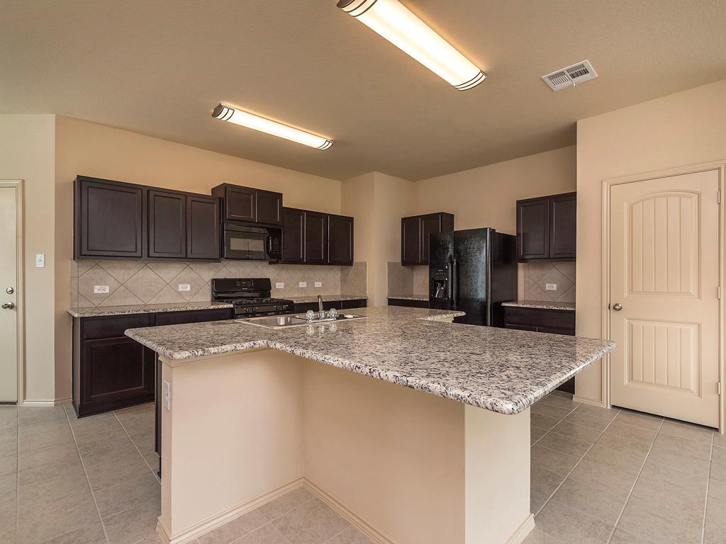 113 Tallow Trl, San Marcos, TX 78666