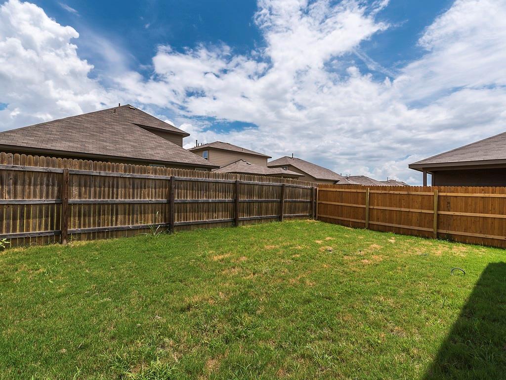 113 Tallow Trl, San Marcos, TX 78666