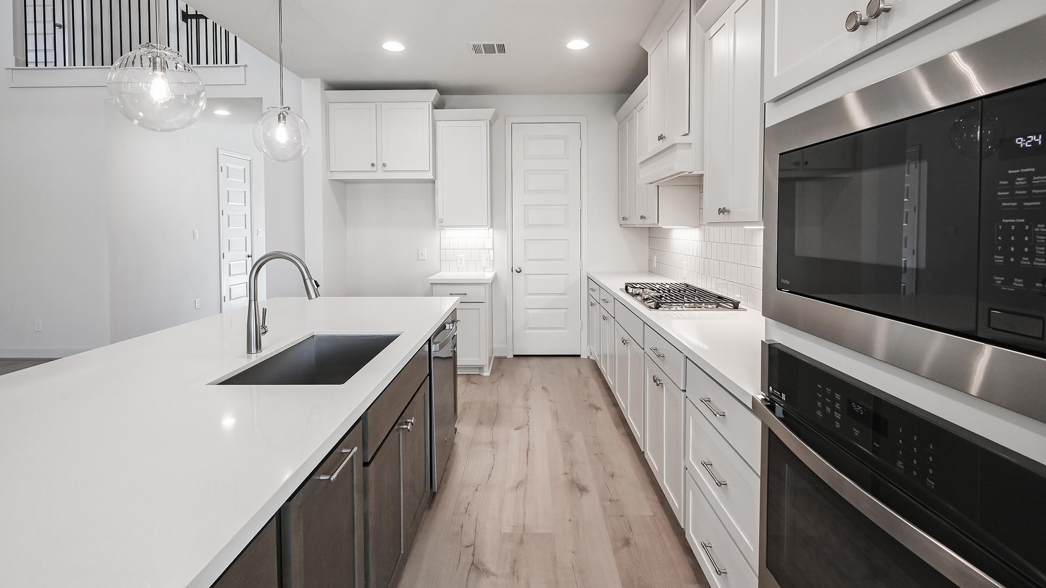 523 Prickly Poppy Loop, Kyle, TX 78640