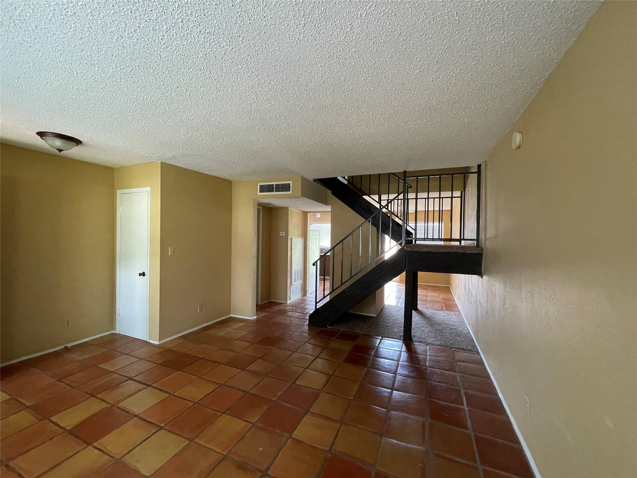 9611 Blue Creek Ln, Austin, TX 78758