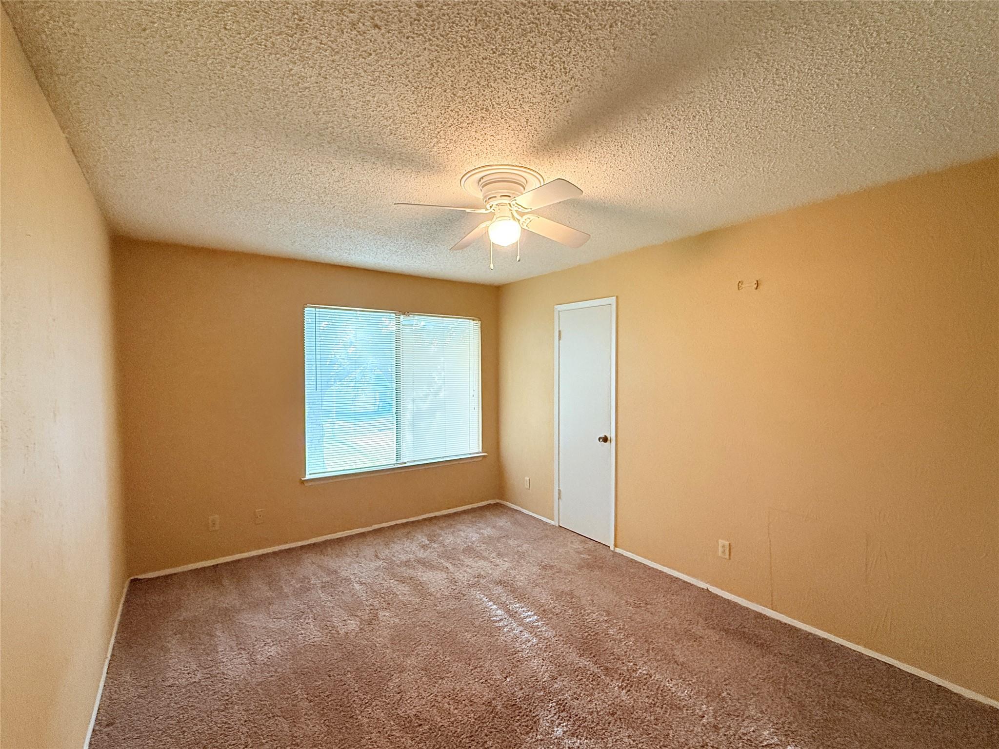 9611 Blue Creek Ln, Austin, TX 78758