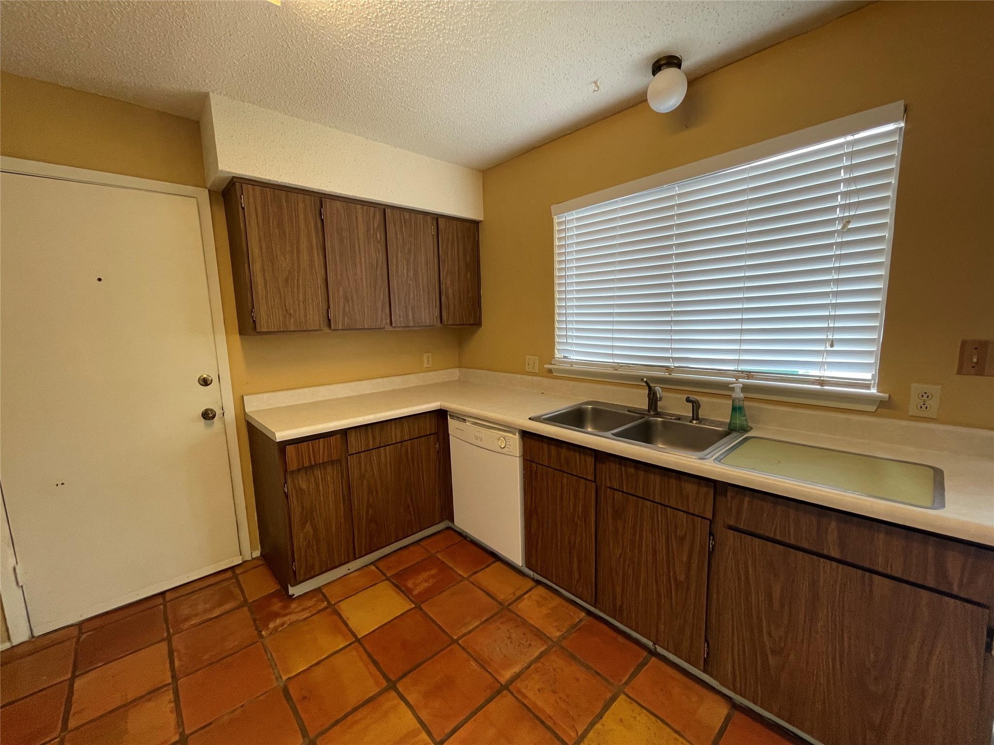 9611 Blue Creek Ln, Austin, TX 78758