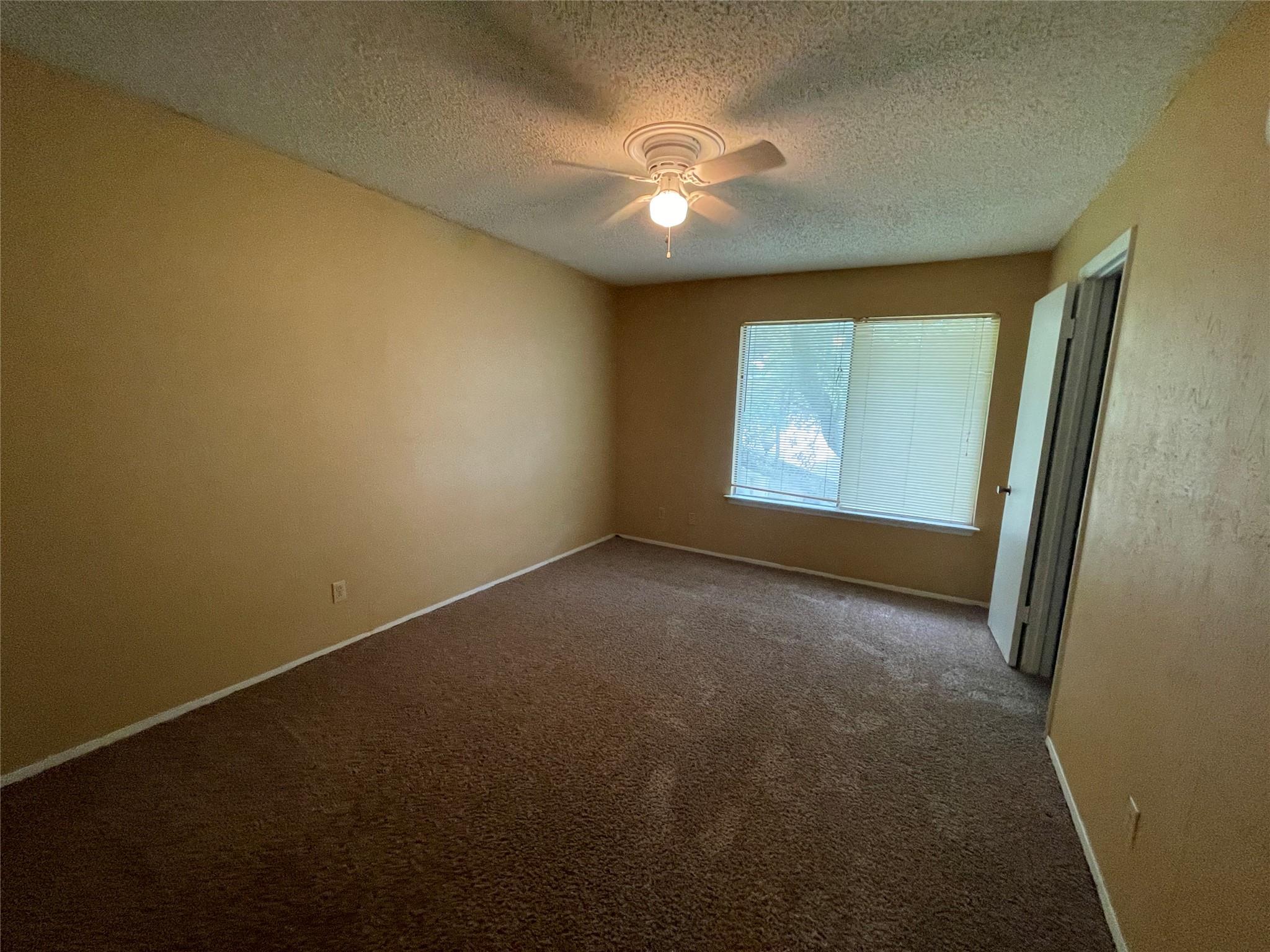 9611 Blue Creek Ln, Austin, TX 78758