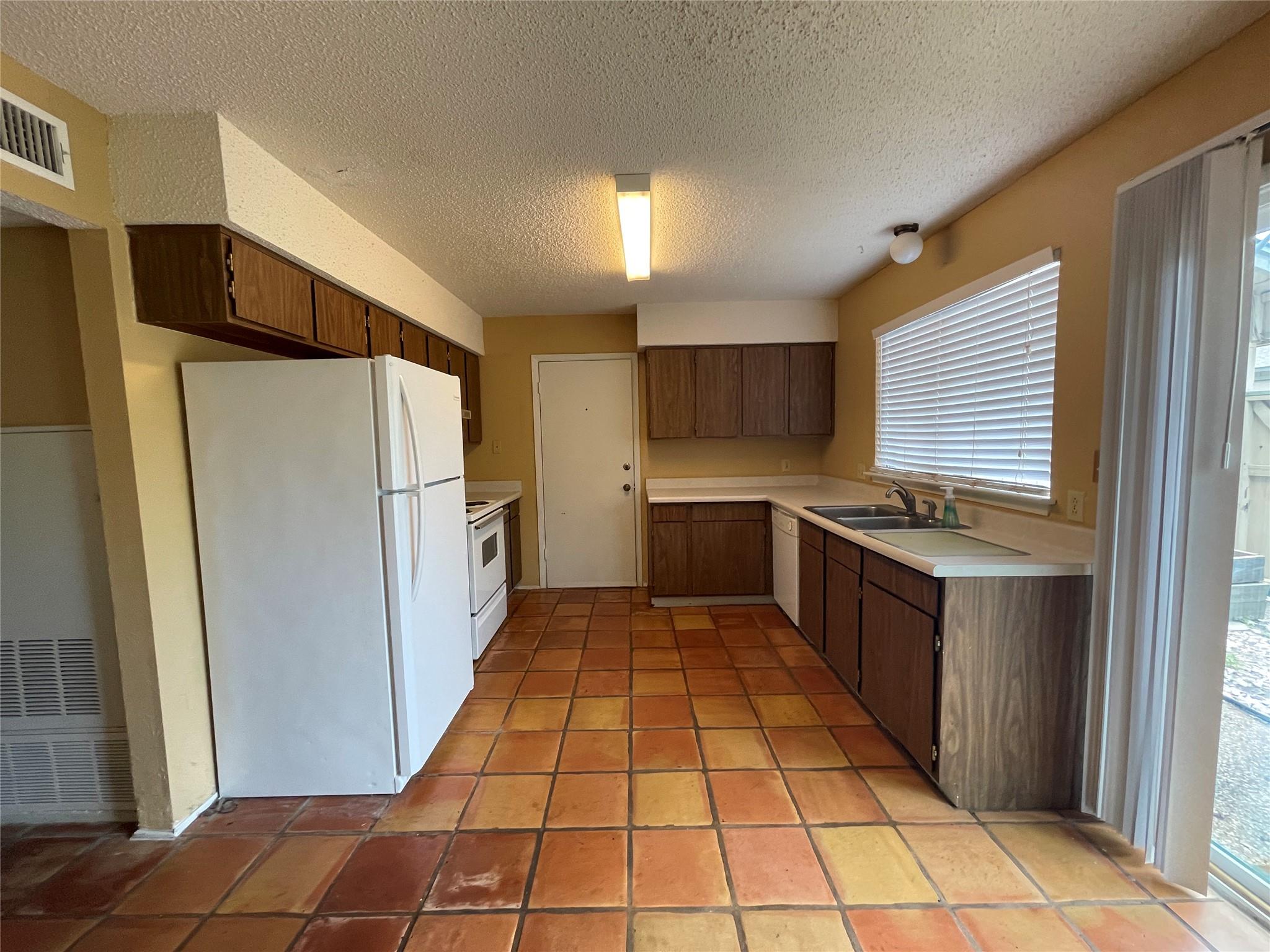 9611 Blue Creek Ln, Austin, TX 78758
