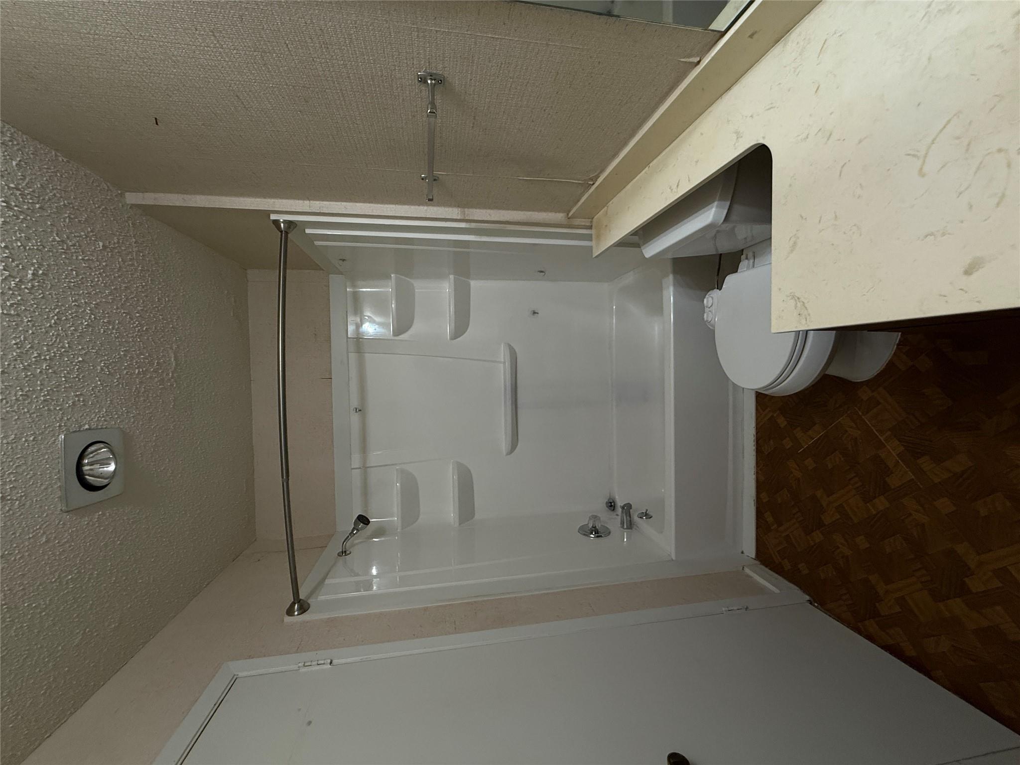 9611 Blue Creek Ln, Austin, TX 78758