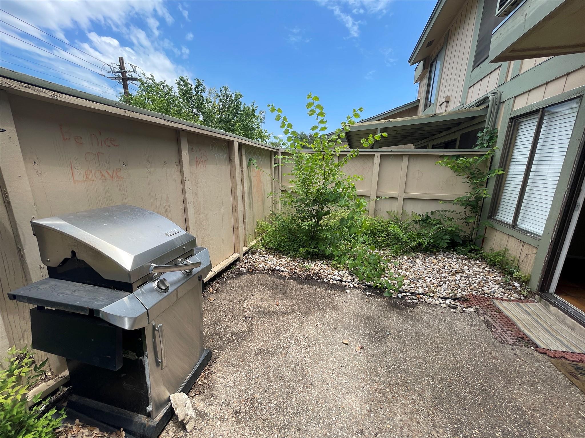 9611 Blue Creek Ln, Austin, TX 78758