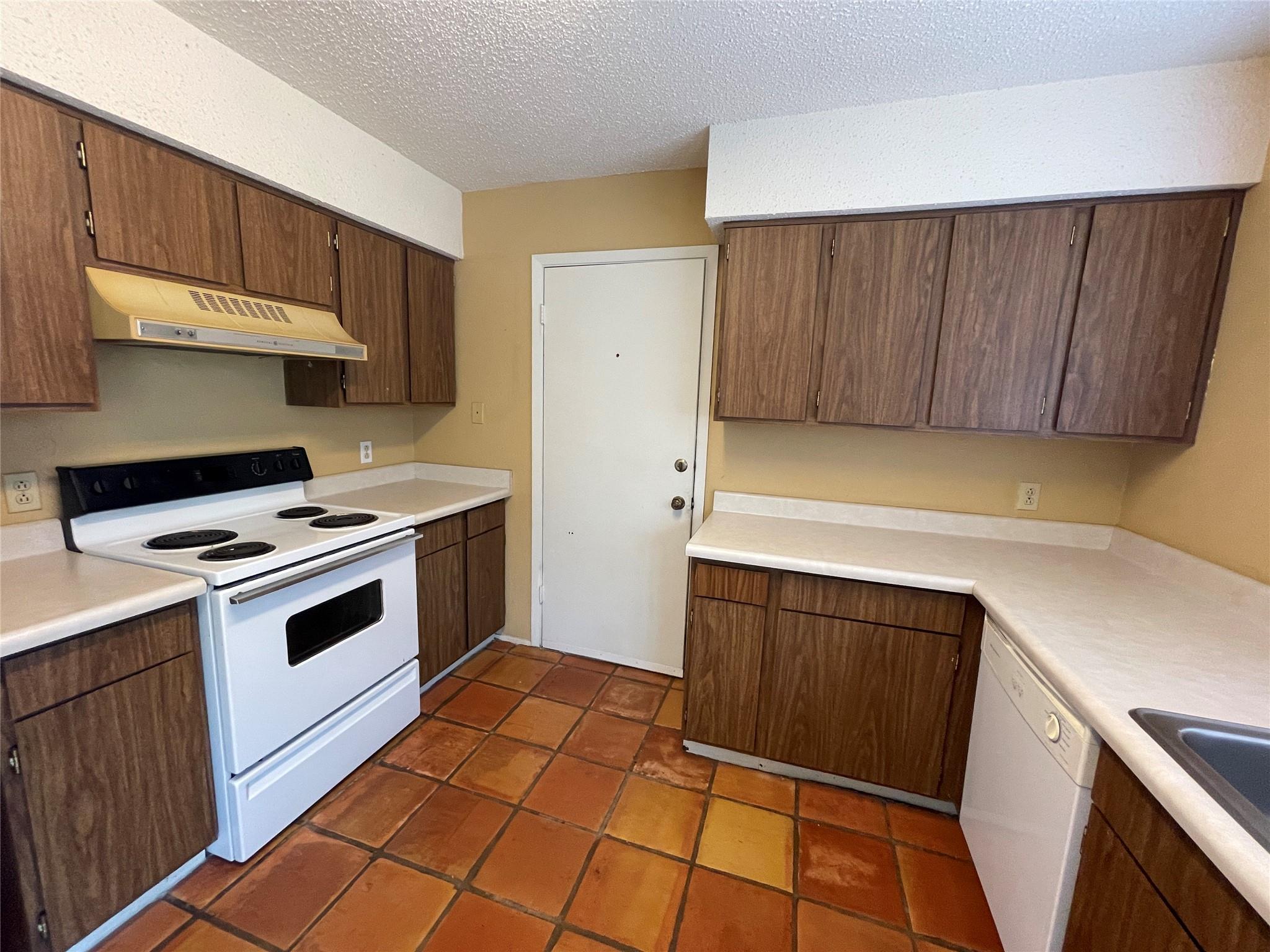 9611 Blue Creek Ln, Austin, TX 78758