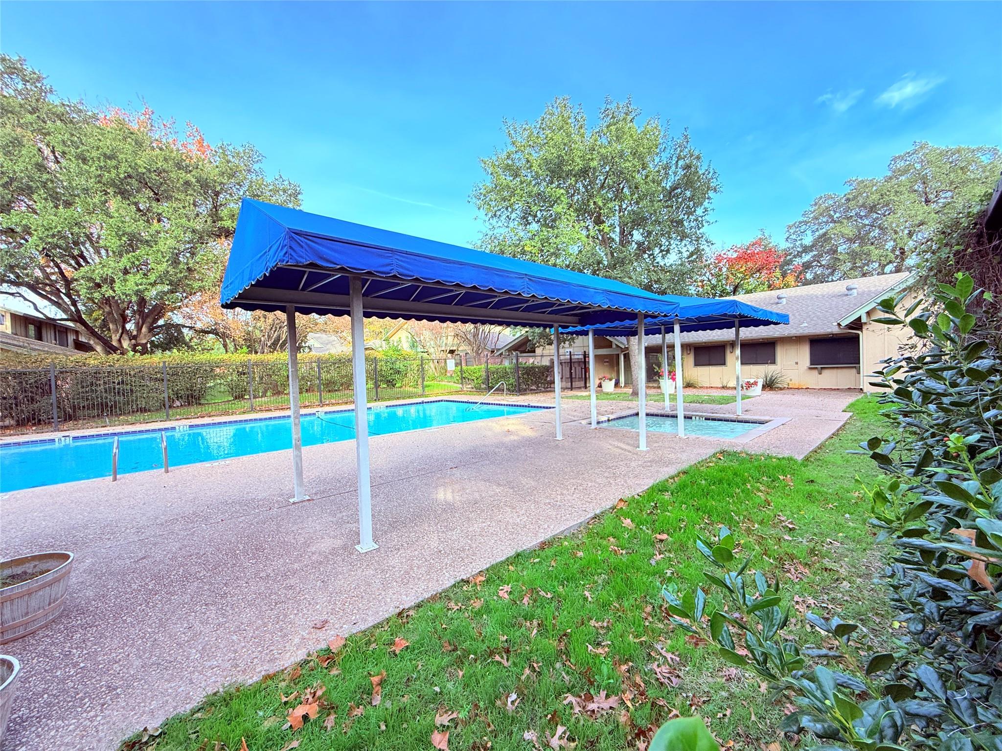 9611 Blue Creek Ln, Austin, TX 78758