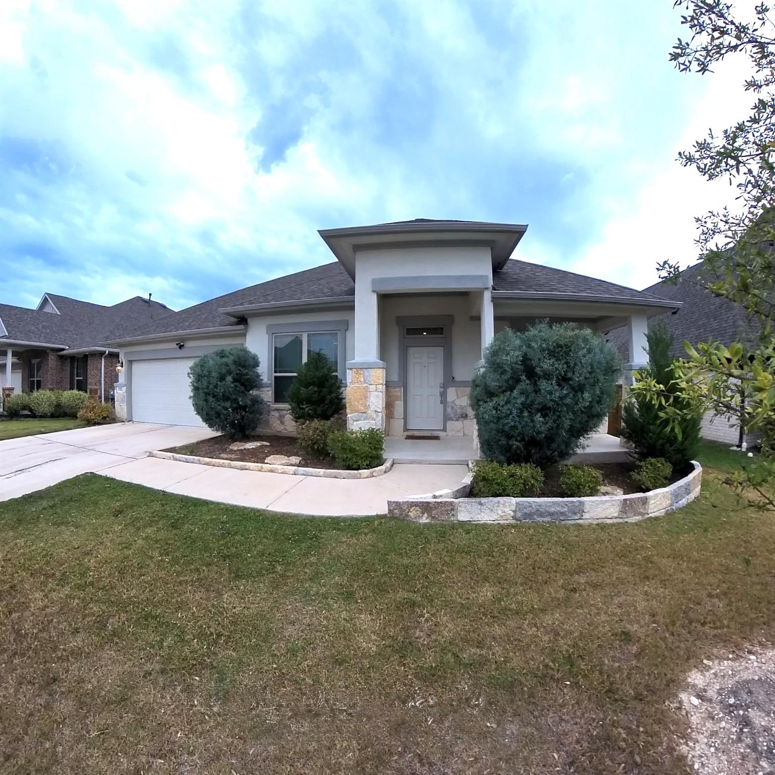 350 Trout River Rd, Kyle, TX 78640