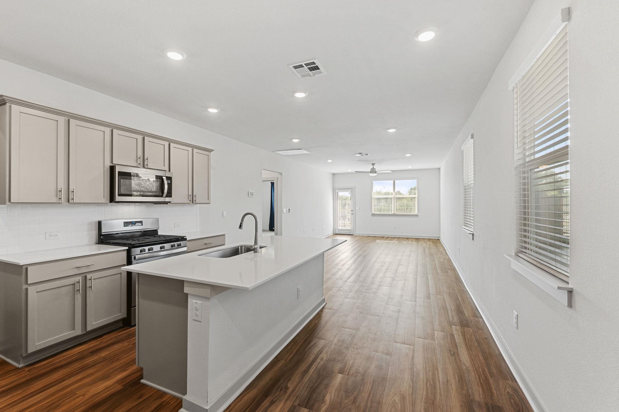 7514 Daves Landing Dr, Austin, TX 78724