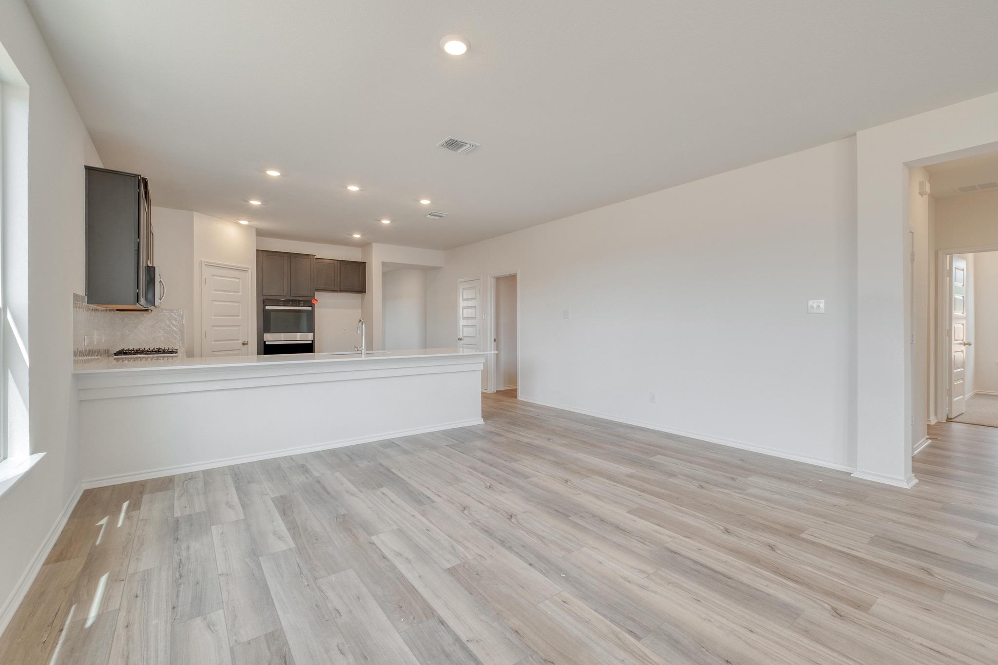 1628 Garlock Dr, Leander, TX 78641