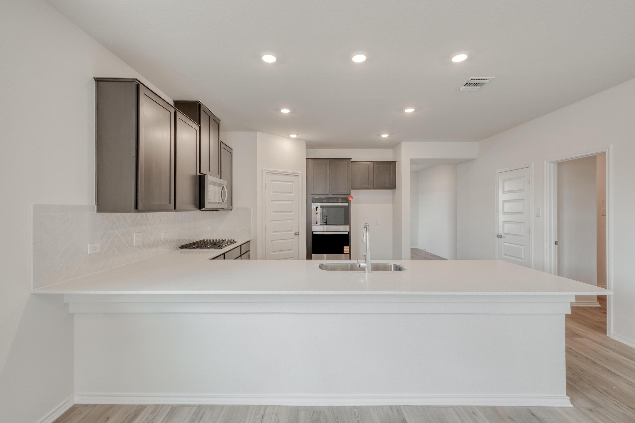 1628 Garlock Dr, Leander, TX 78641