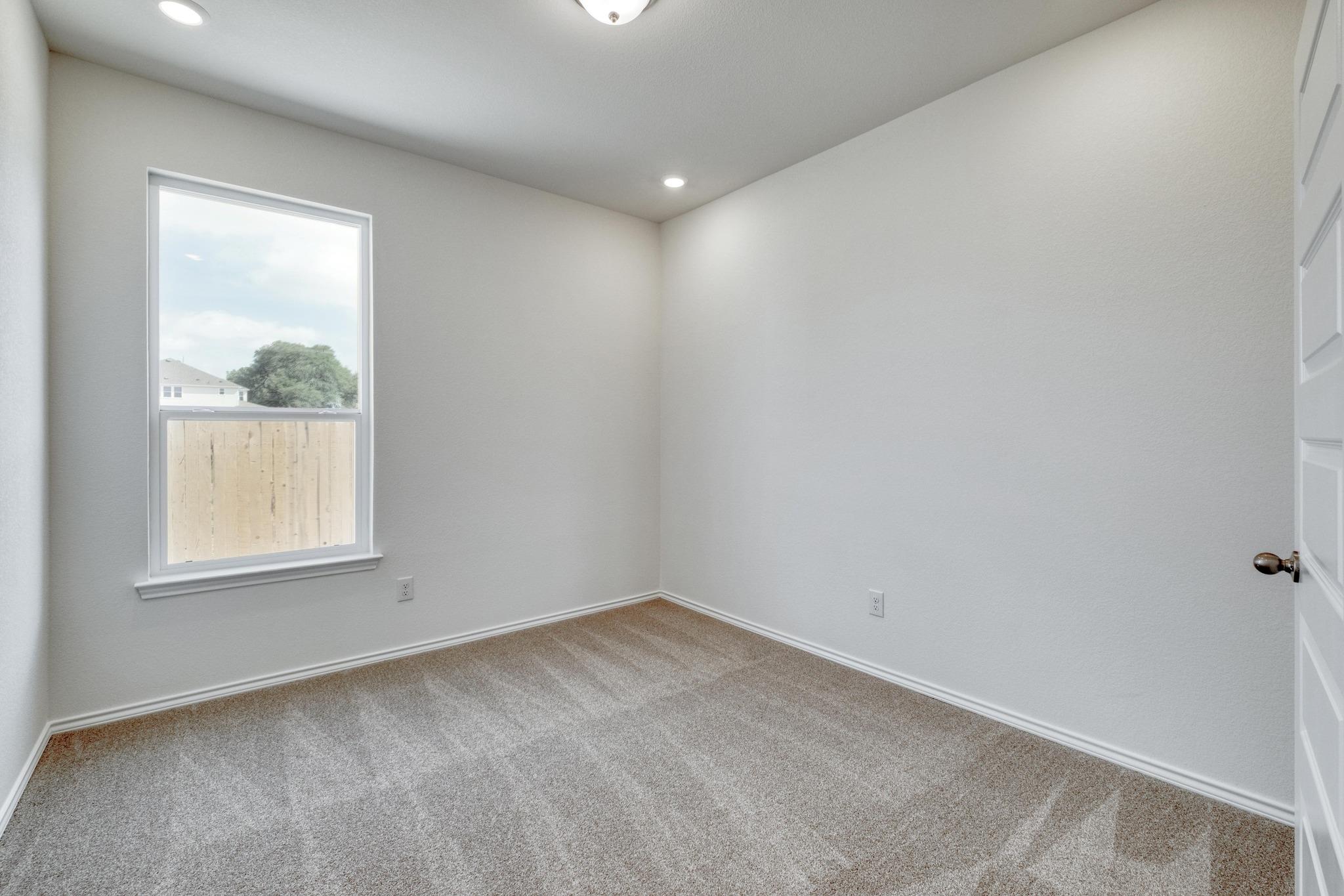 1628 Garlock Dr, Leander, TX 78641