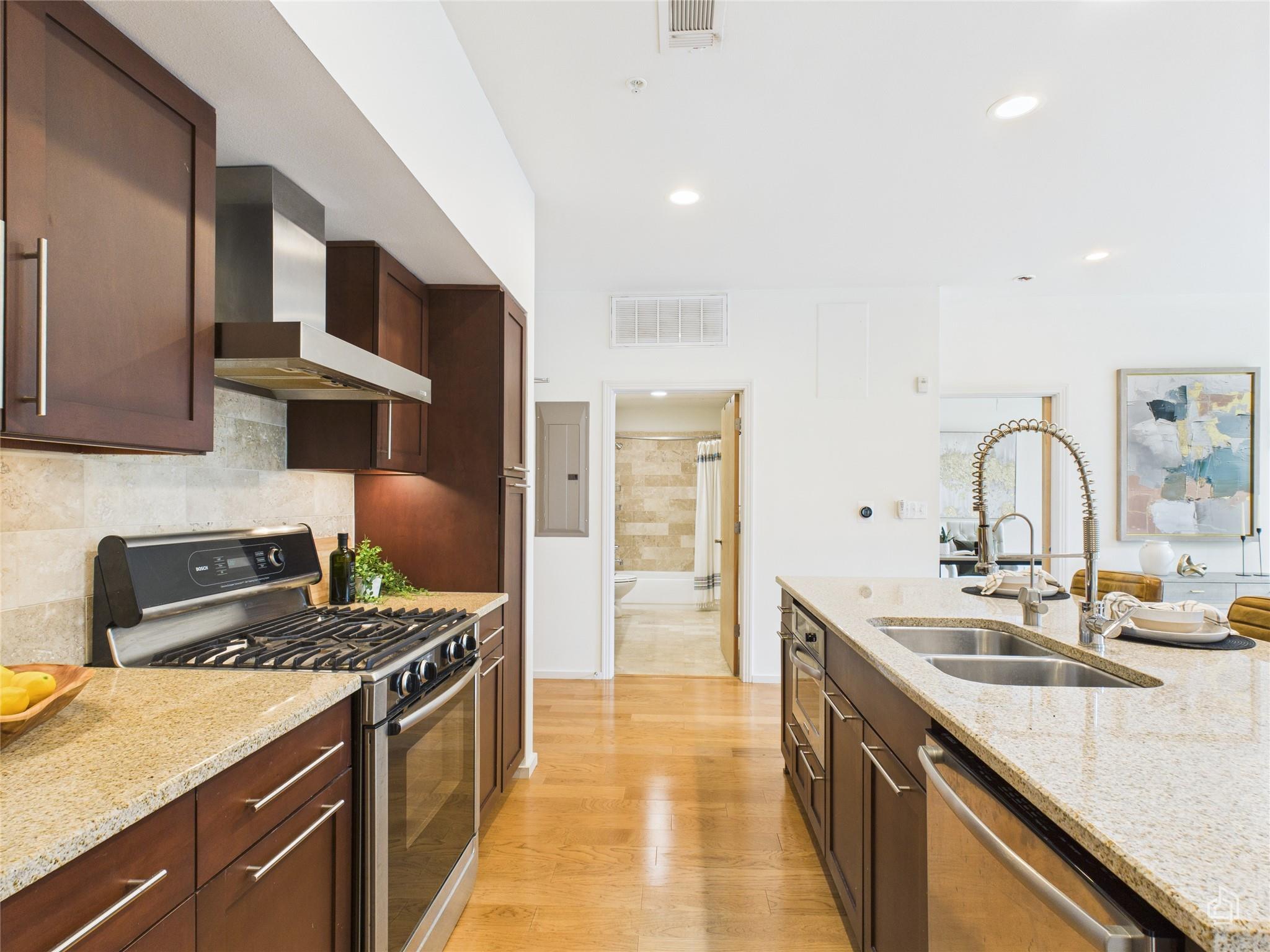 1600 Barton Springs Rd # 5107, Austin, TX 78704