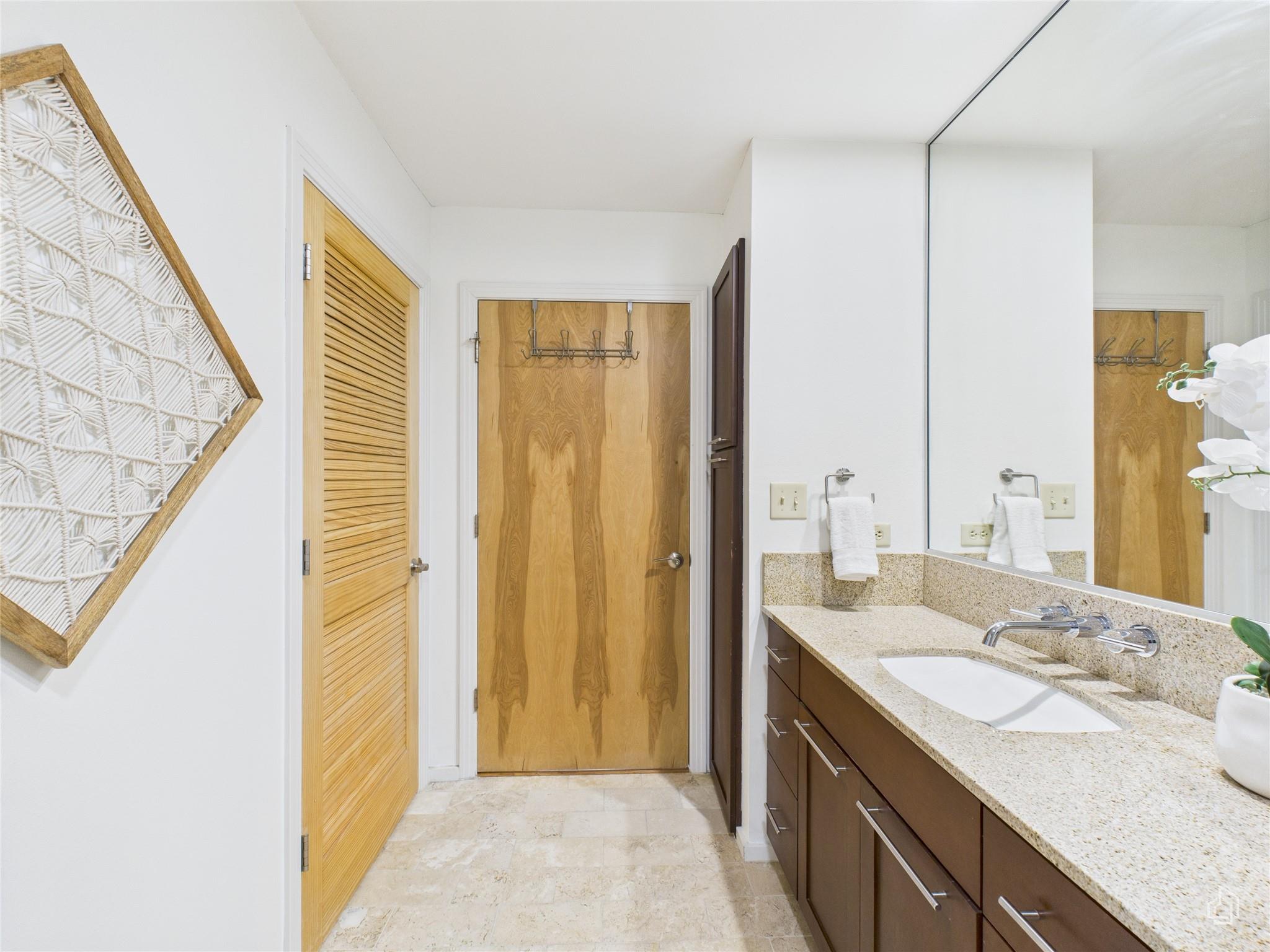 1600 Barton Springs Rd # 5107, Austin, TX 78704